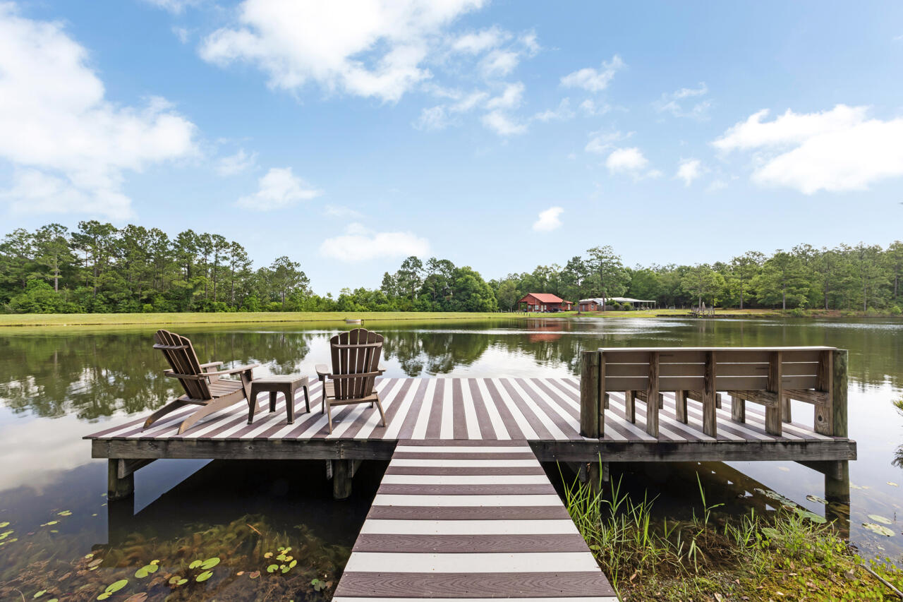 IMPERIAL LAKES - Residential