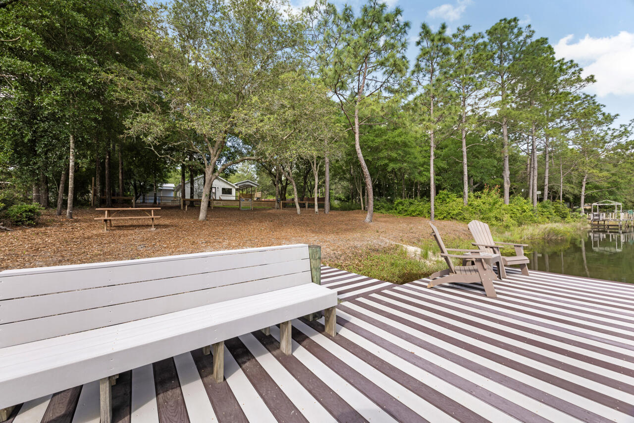 IMPERIAL LAKES - Residential