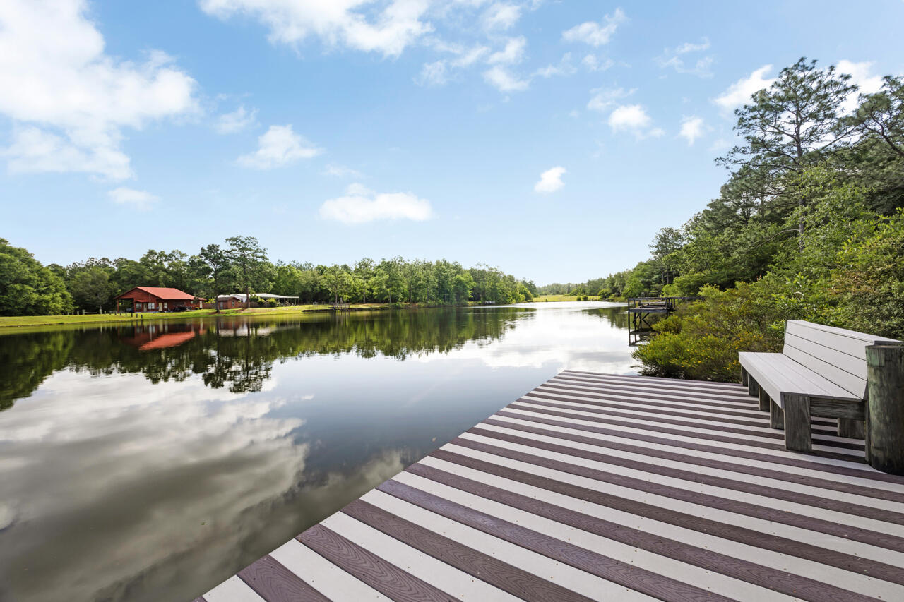 IMPERIAL LAKES - Residential