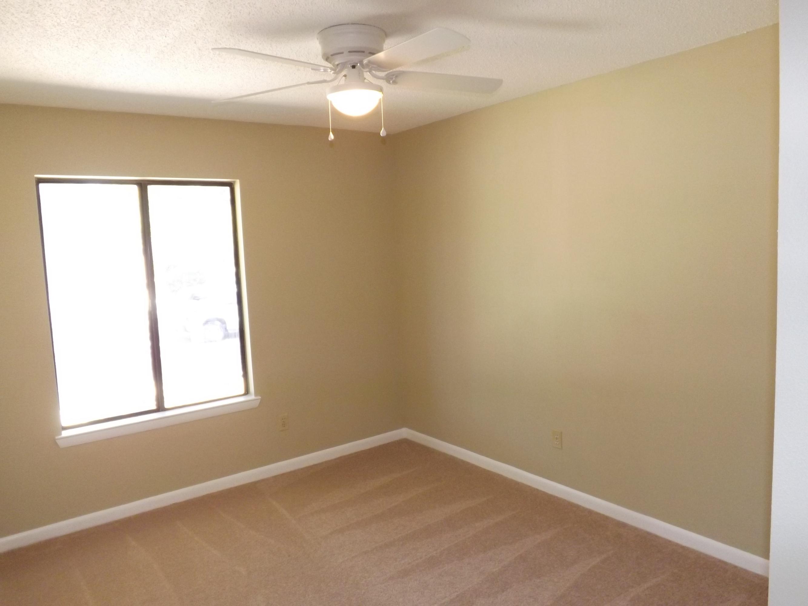 CREEKSIDE - Residential