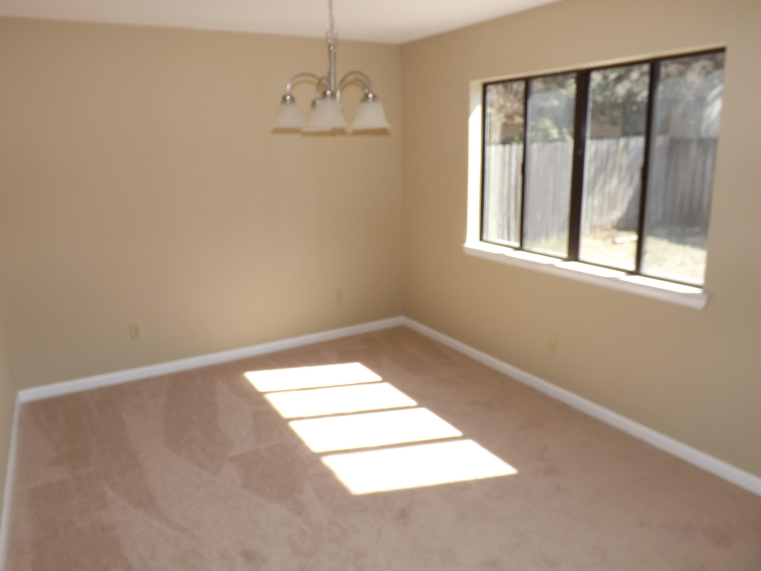 CREEKSIDE - Residential