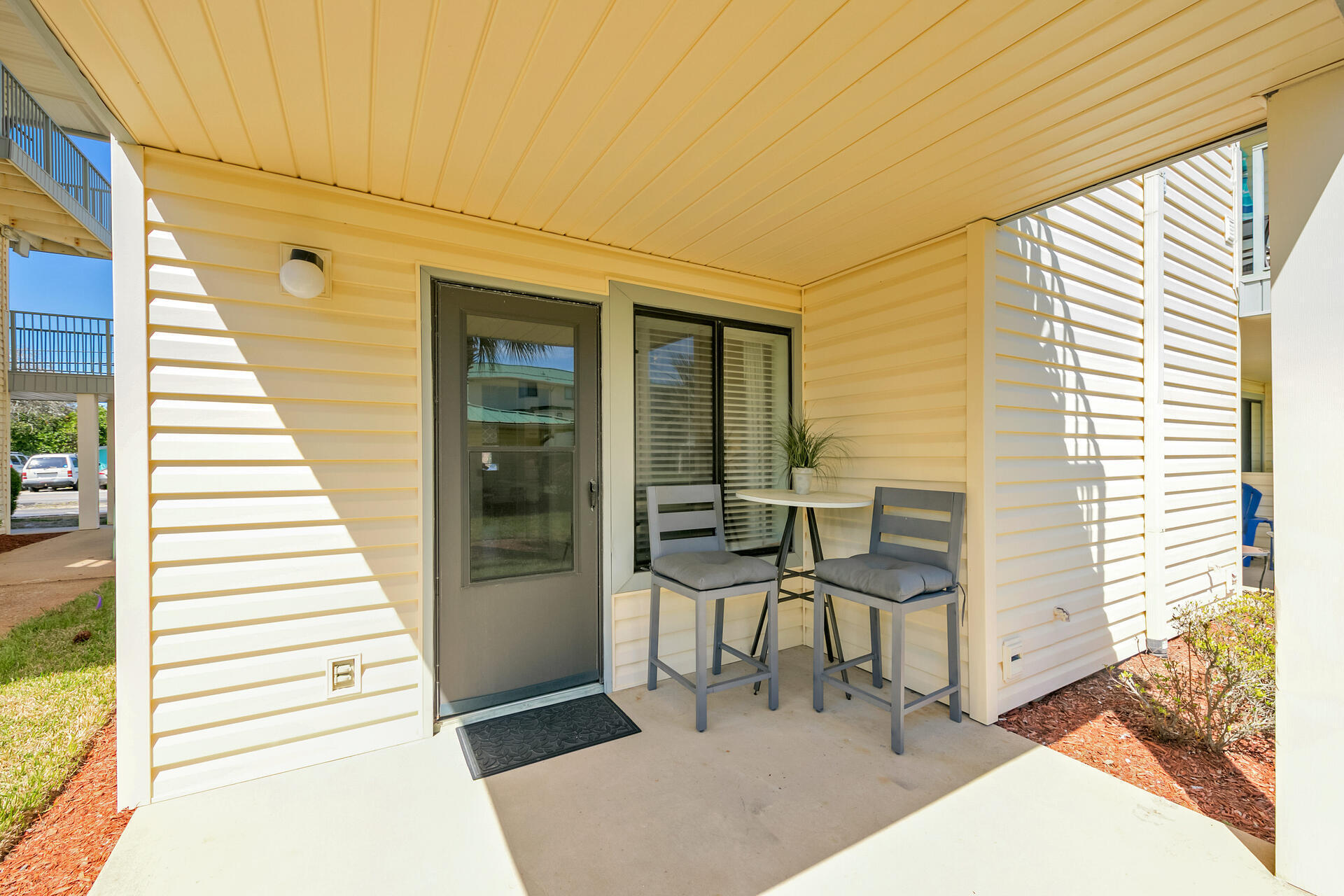 SANDPRINTS CONDO - Residential