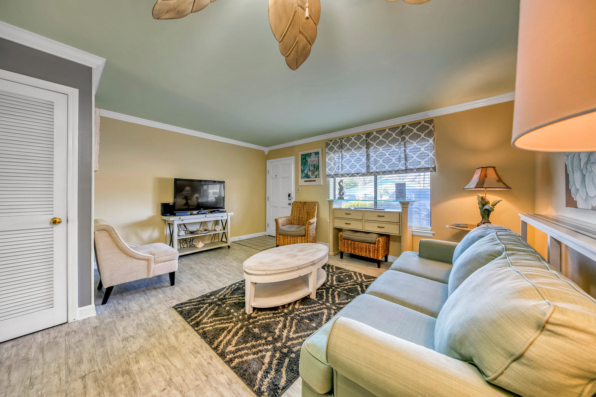 SANDPRINTS CONDO - Residential