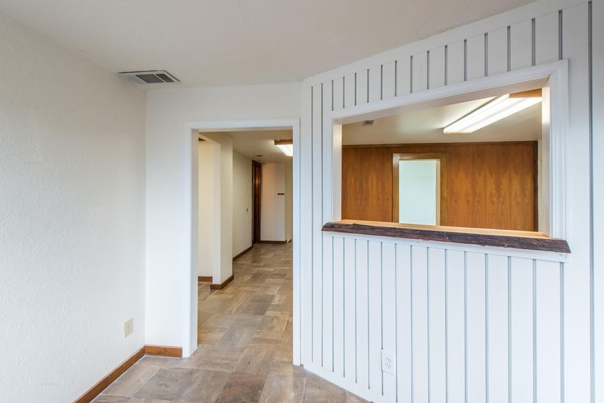 Very affordable office space in Destin