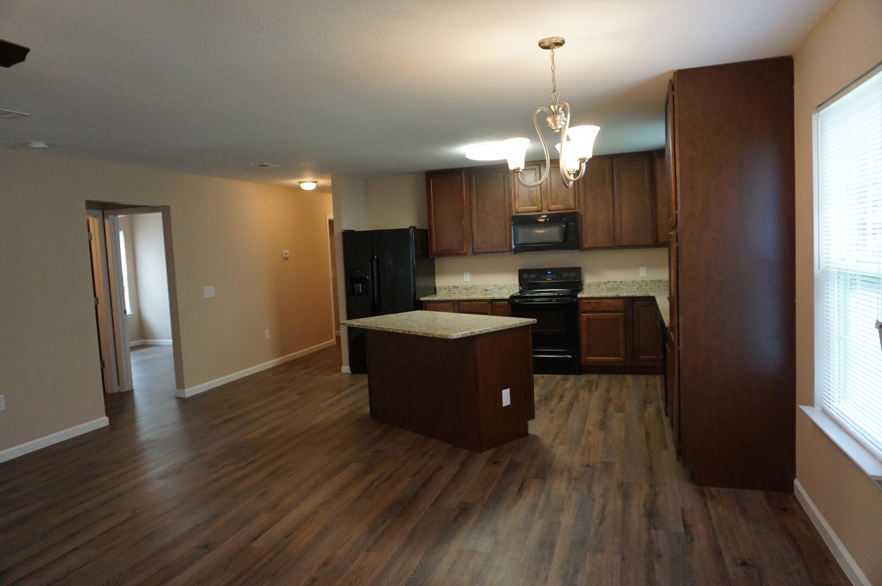 HOME INV CO OF MILLIGAN LOTS 14 THRU 16 BLK H - Residential Lease