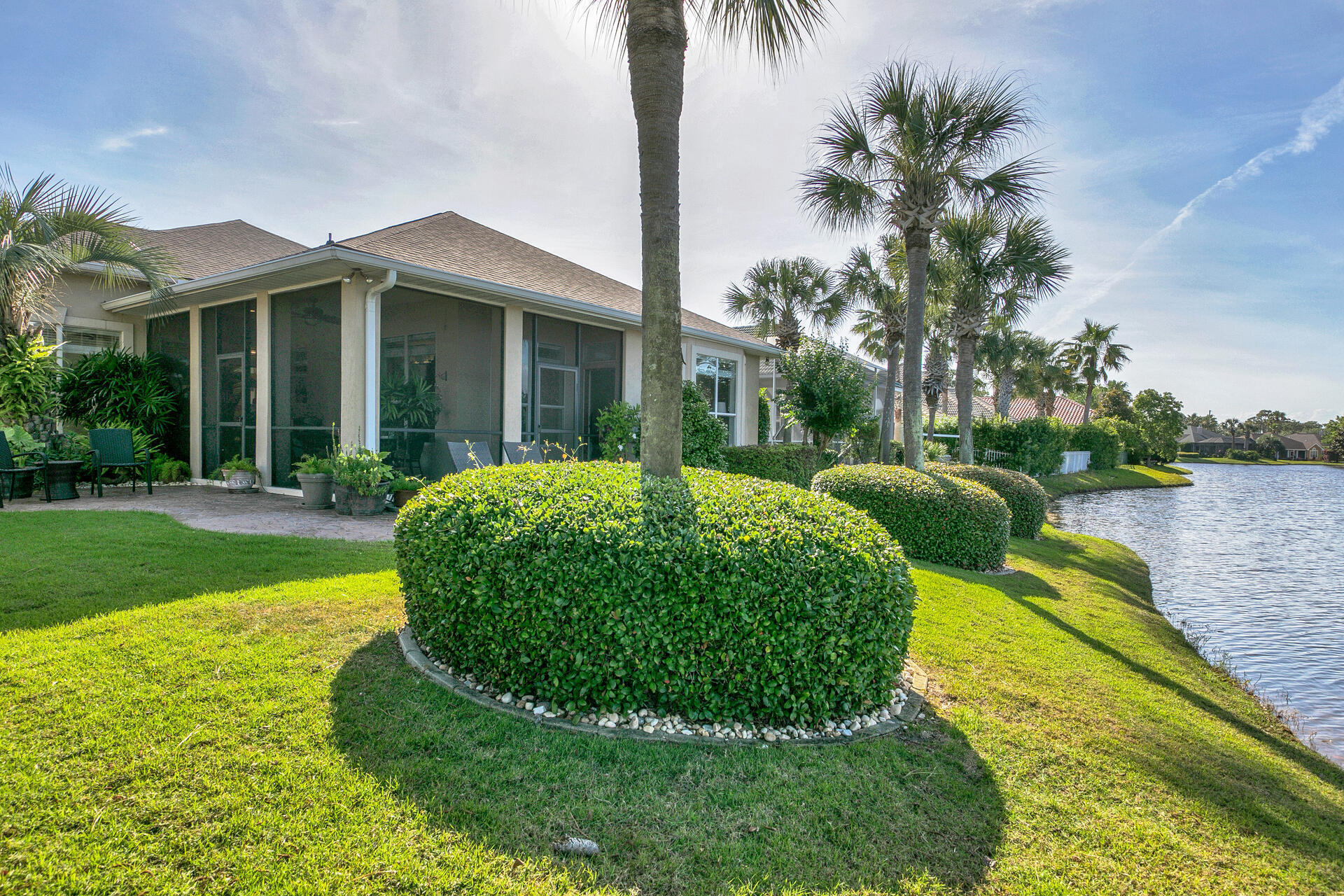 Emerald Lakes - Residential