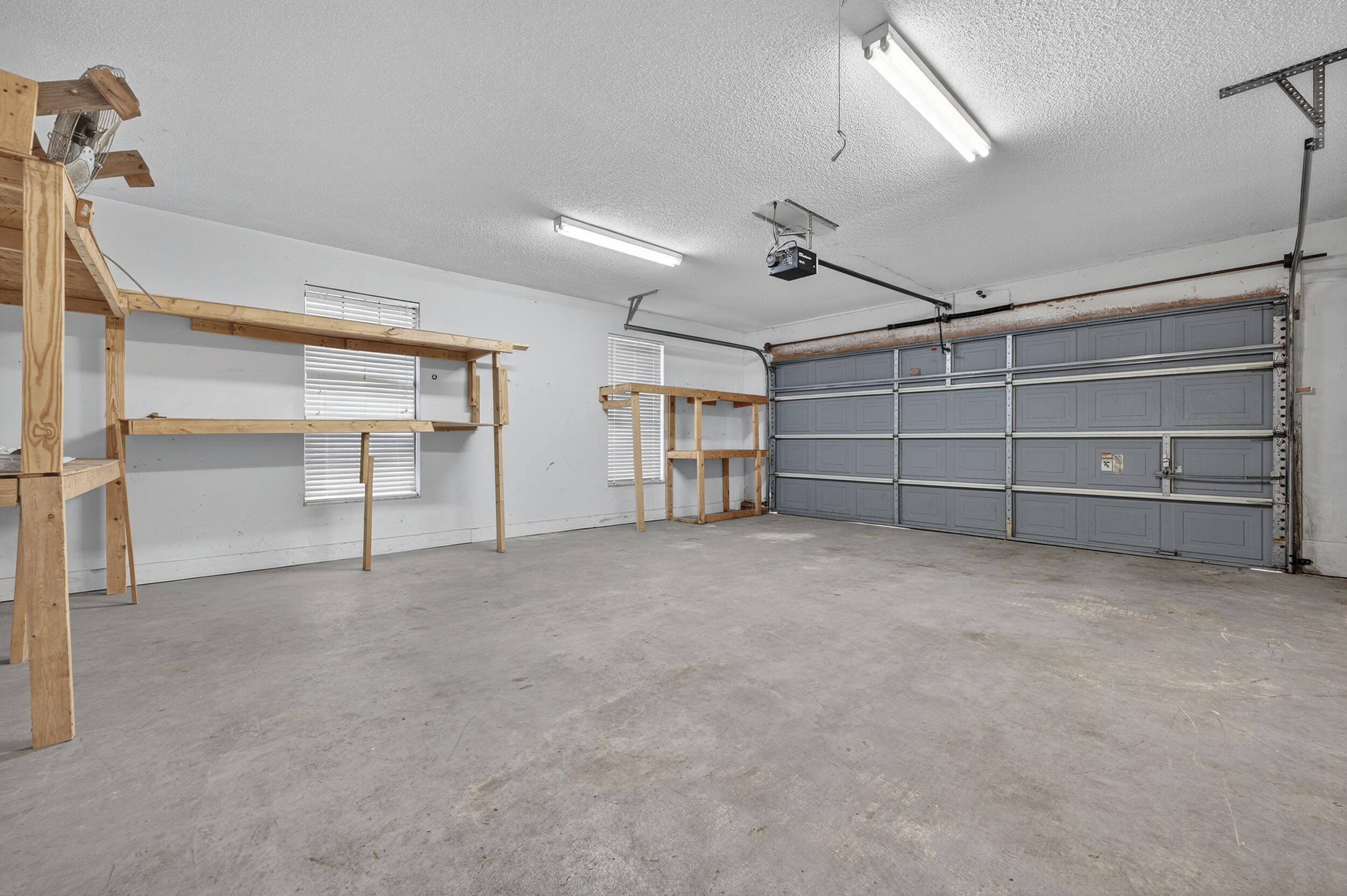 MARINERS COVE - Residential