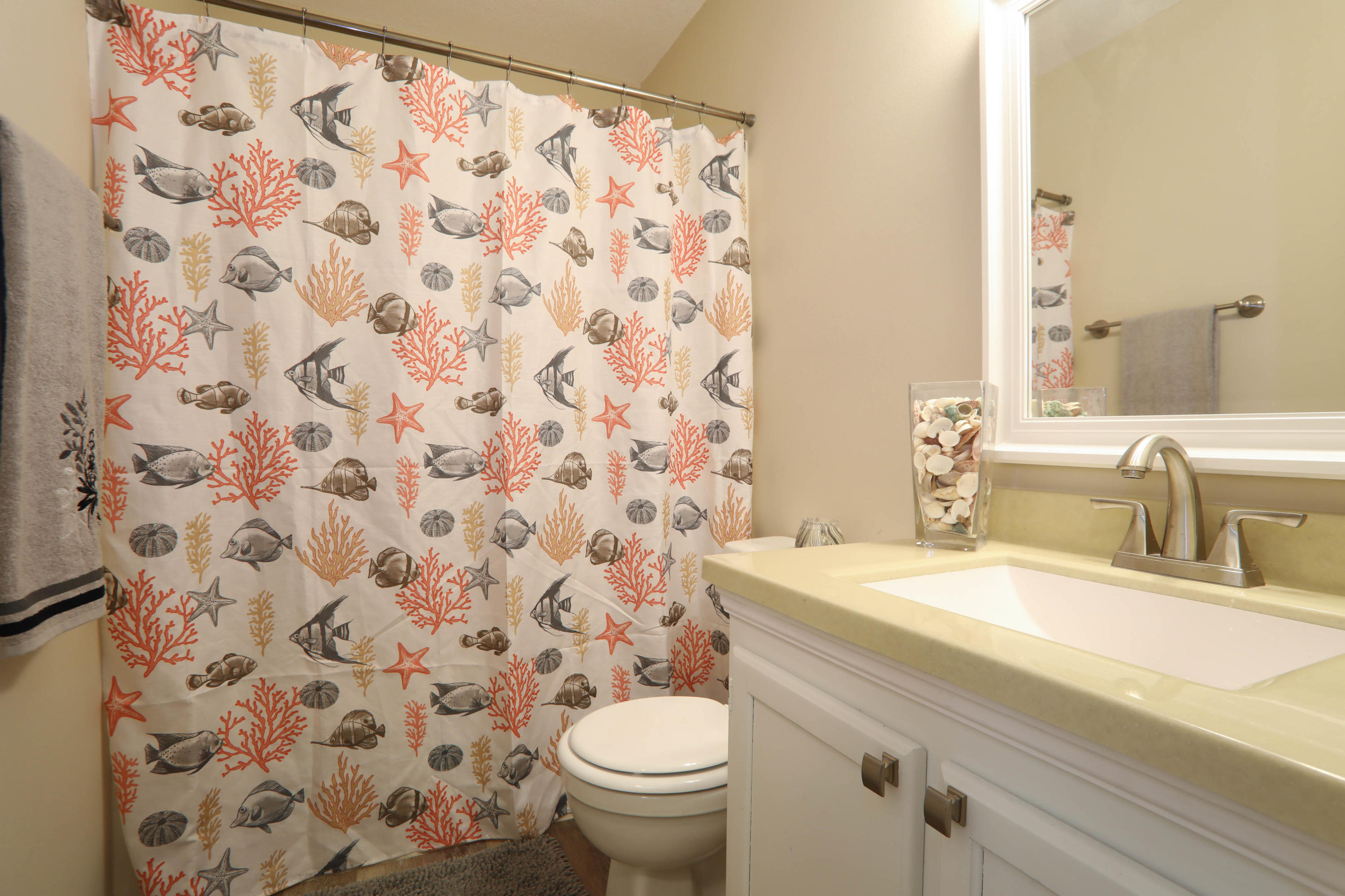 HIDDEN TRAILS PH 1 - Residential