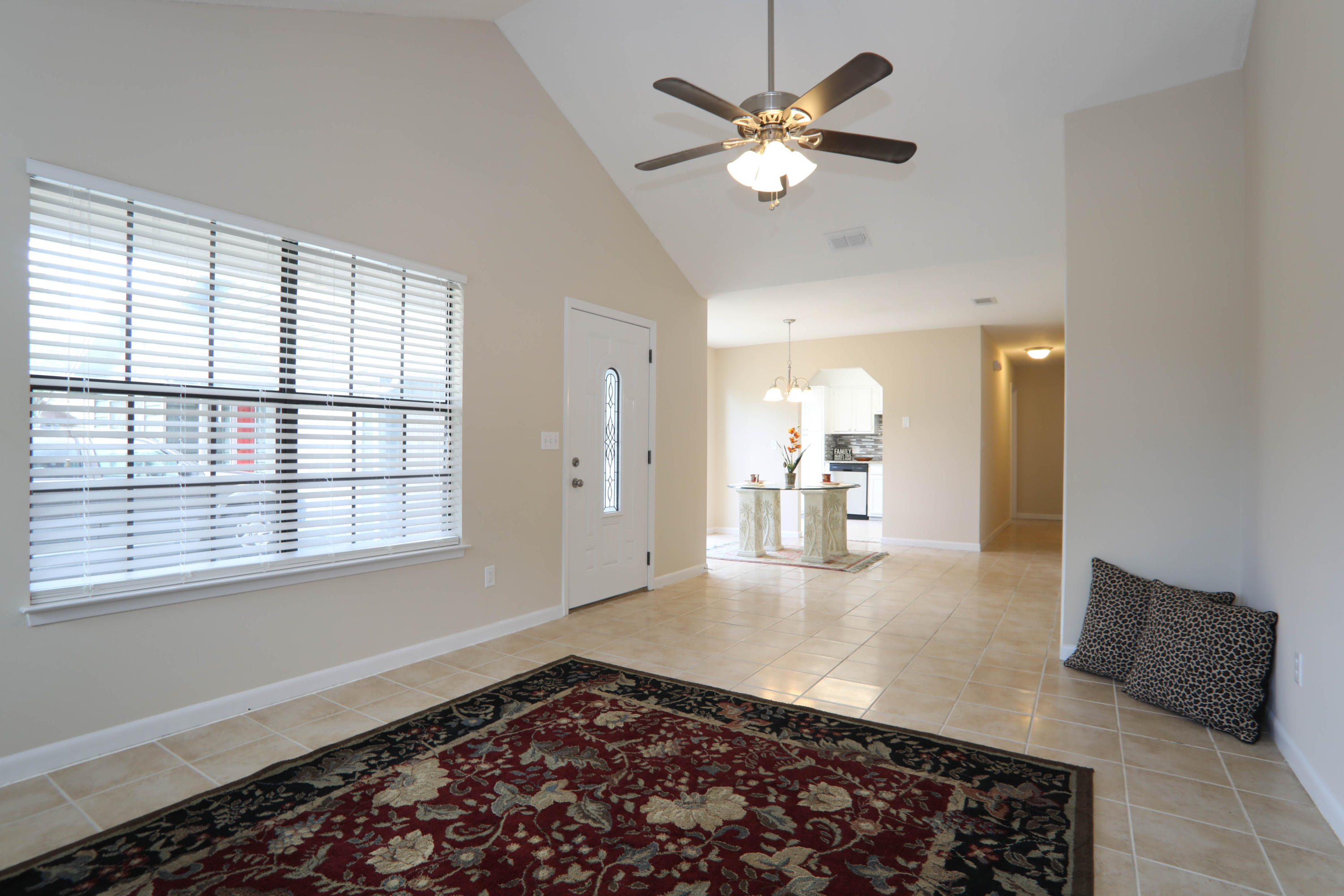 HIDDEN TRAILS PH 1 - Residential