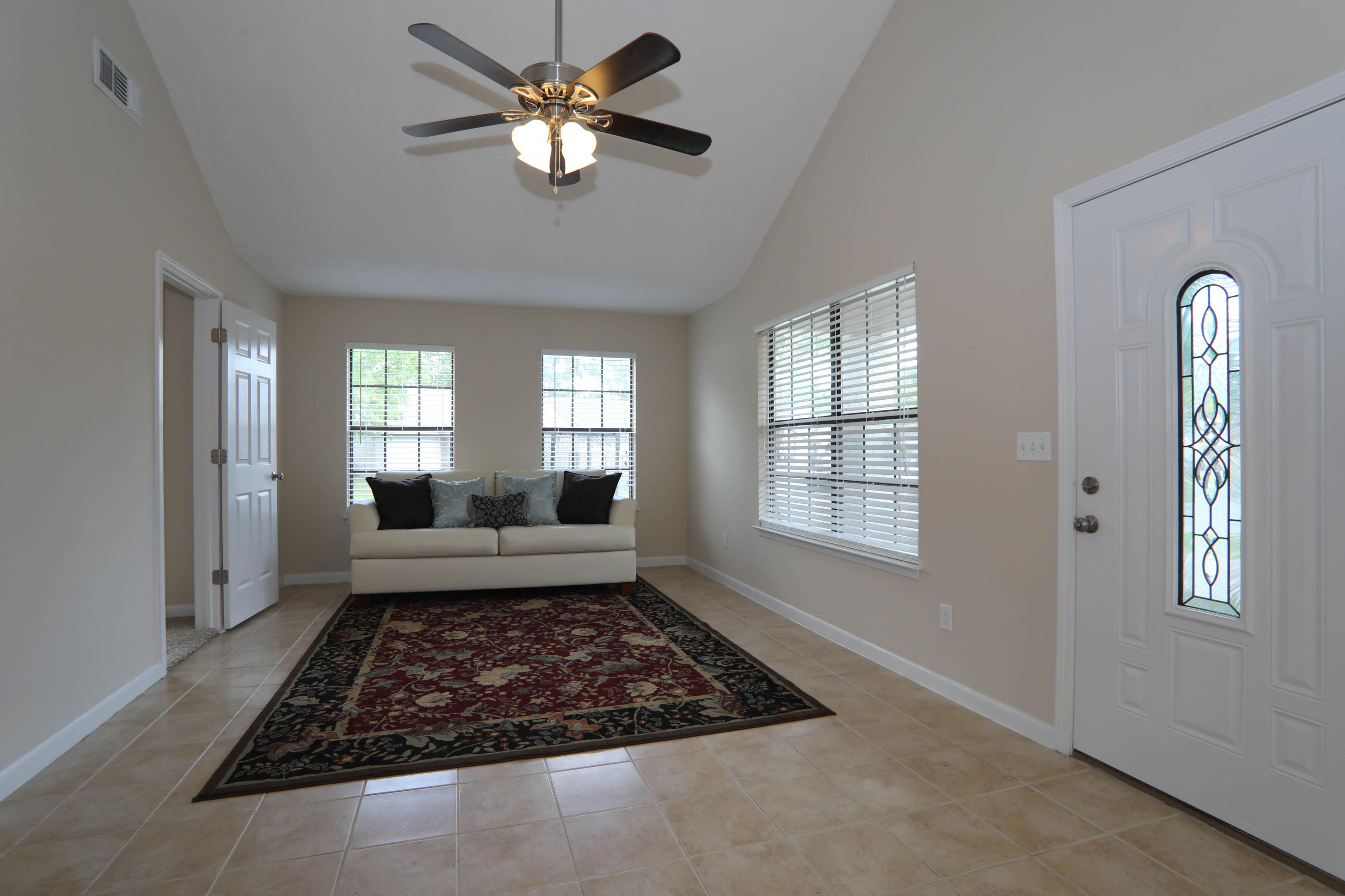 HIDDEN TRAILS PH 1 - Residential