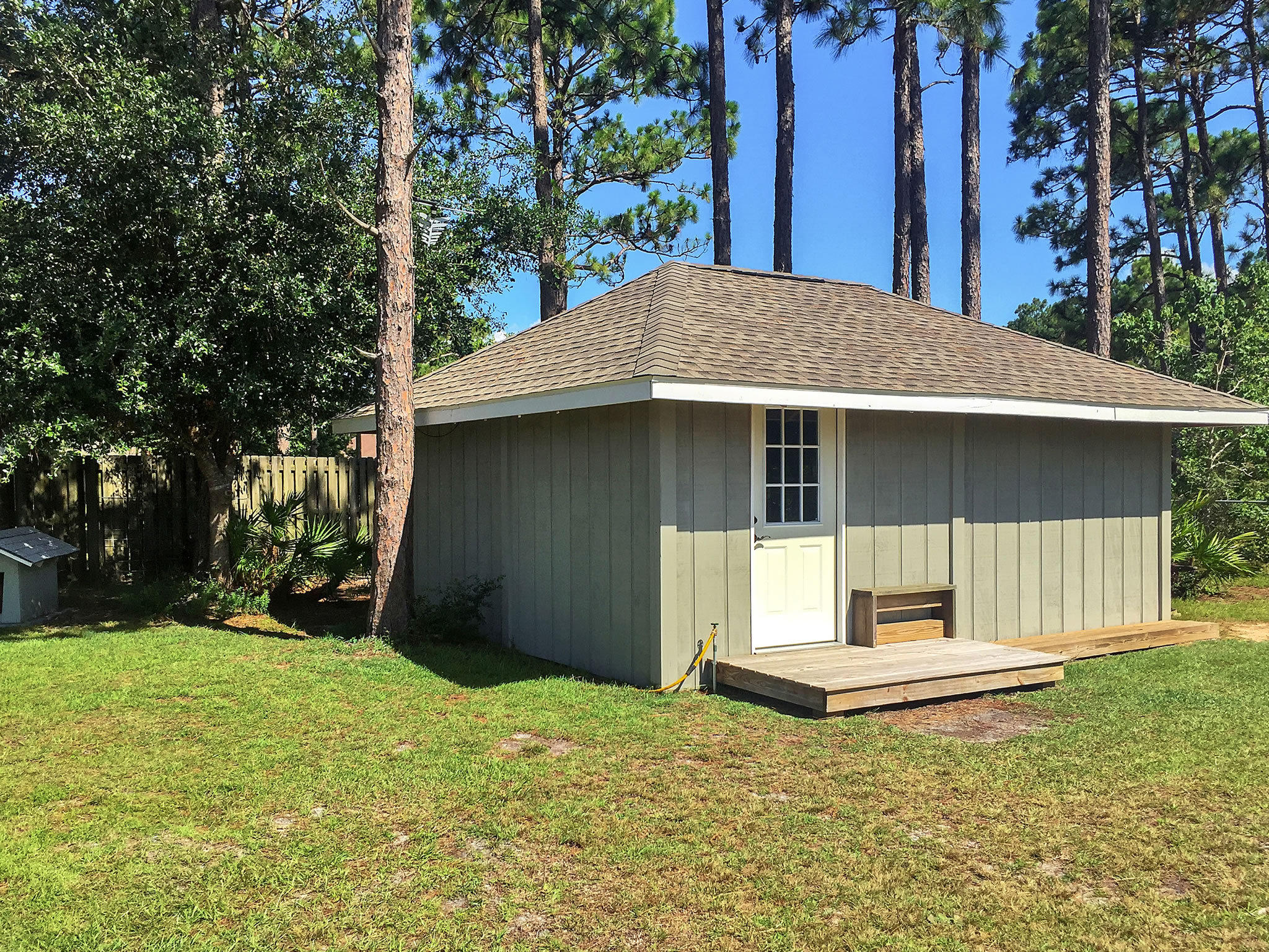 HOLLEY BY THE SEA - Residential