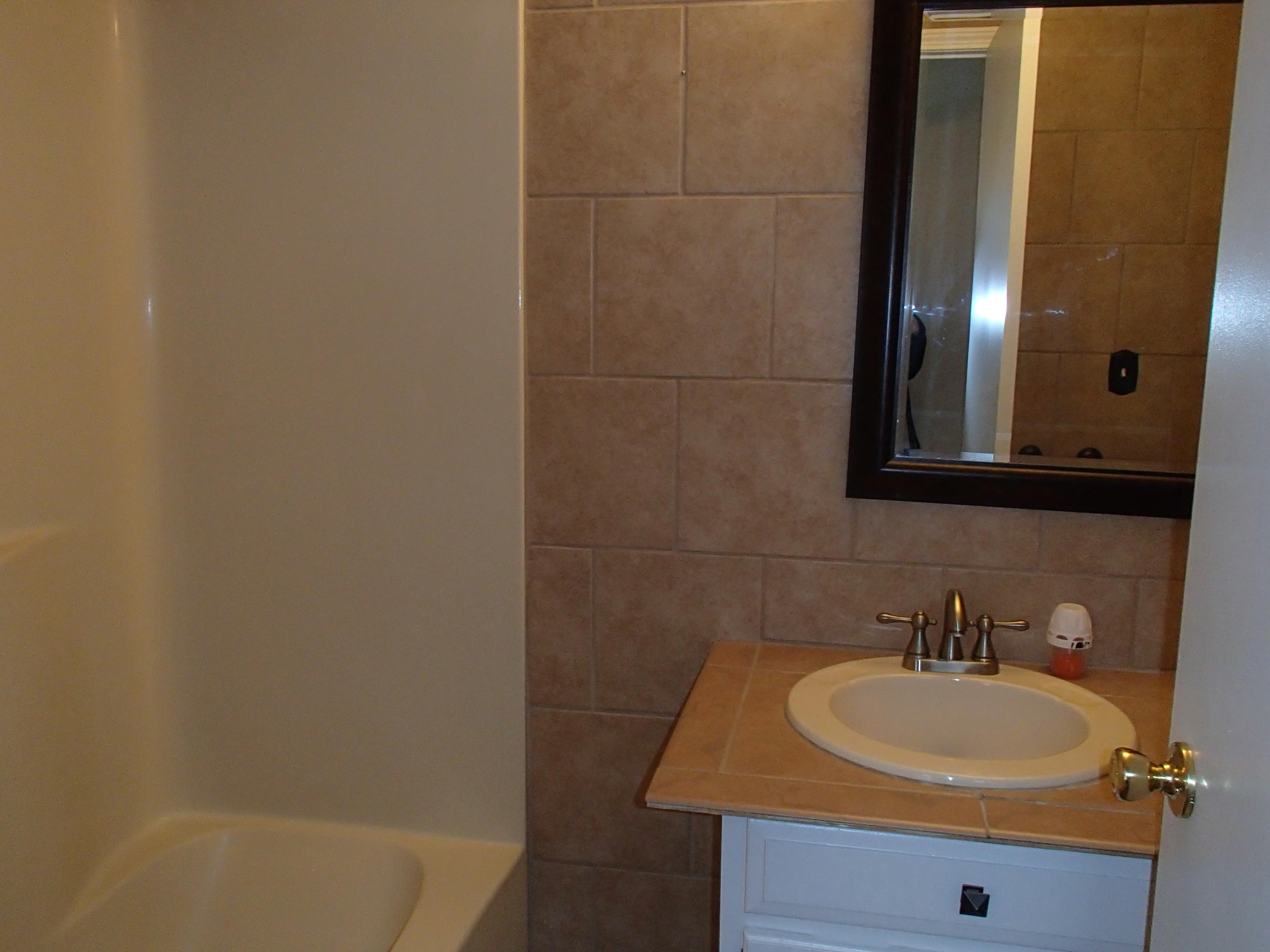 VALPARAISO PINECREST 6 - Residential