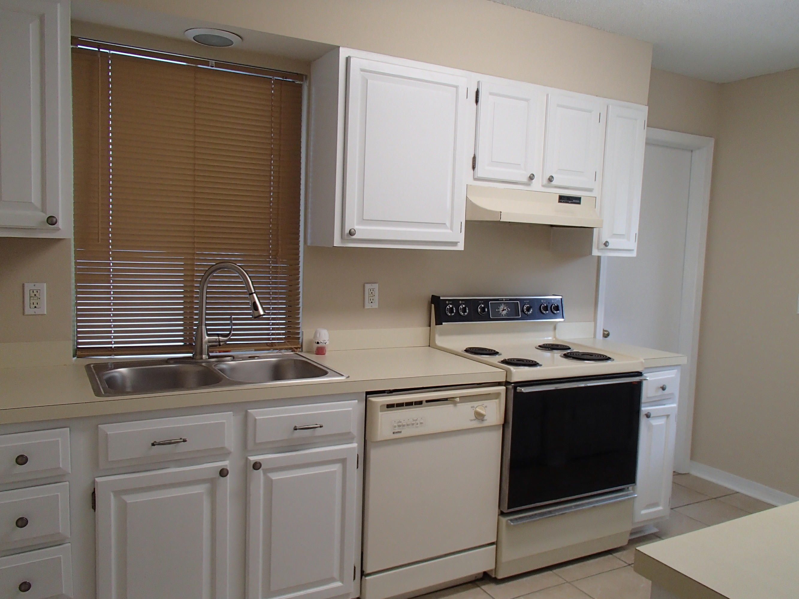 VALPARAISO PINECREST 6 - Residential