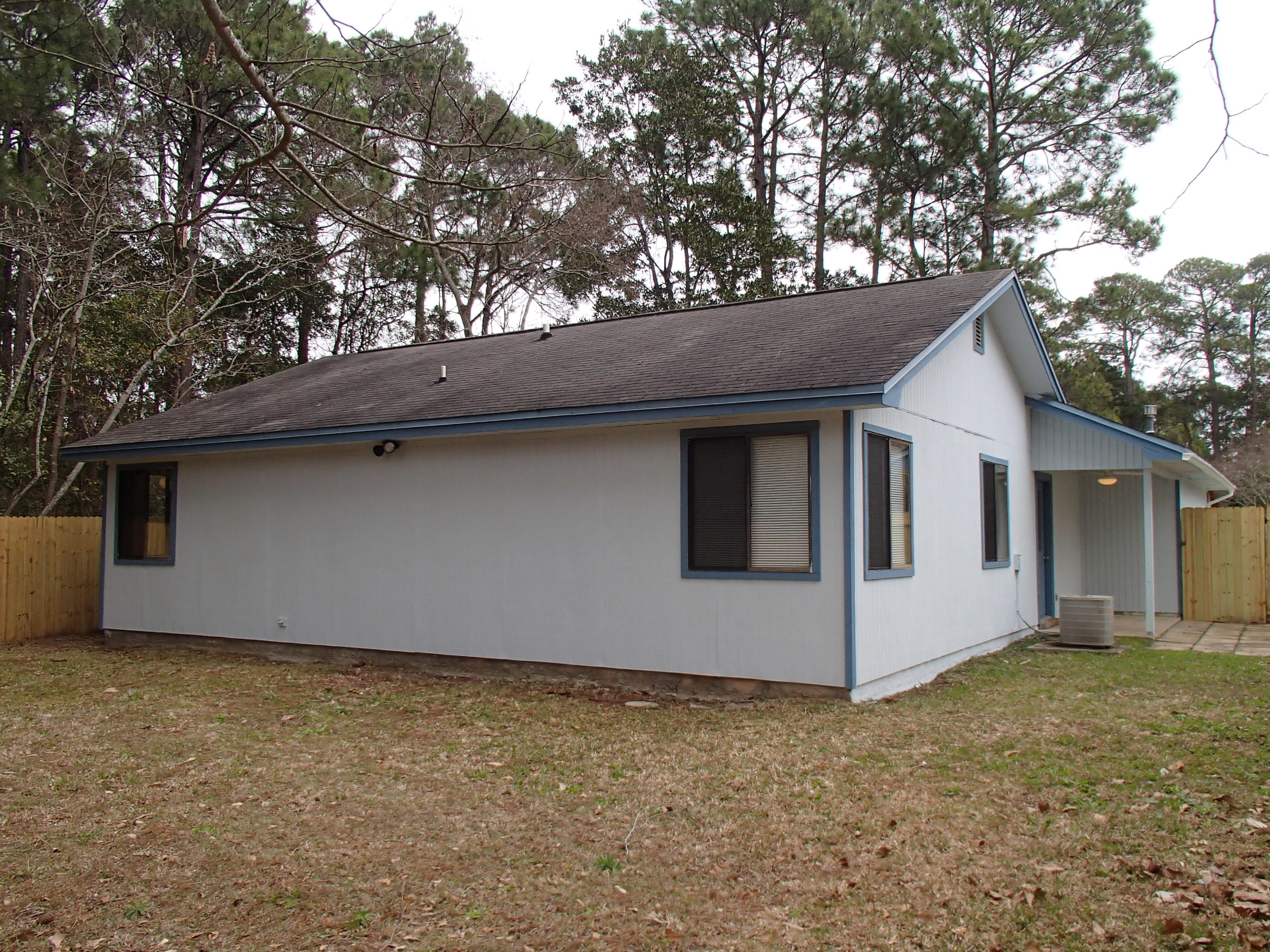 VALPARAISO PINECREST 6 - Residential