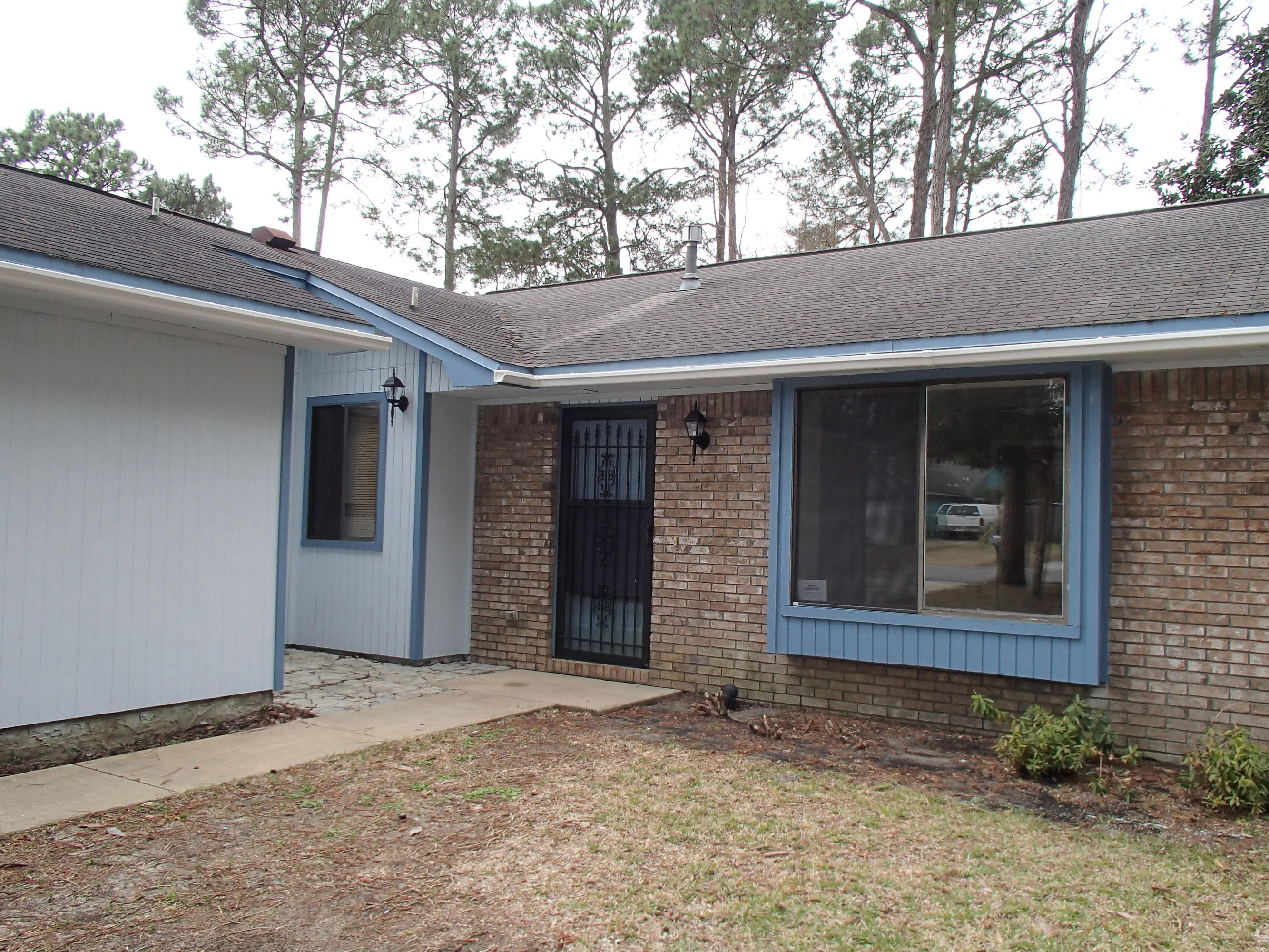 VALPARAISO PINECREST 6 - Residential