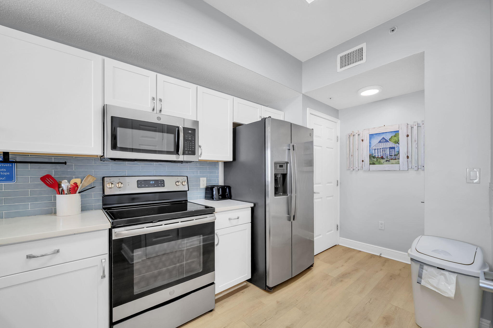 WATERS EDGE - Residential