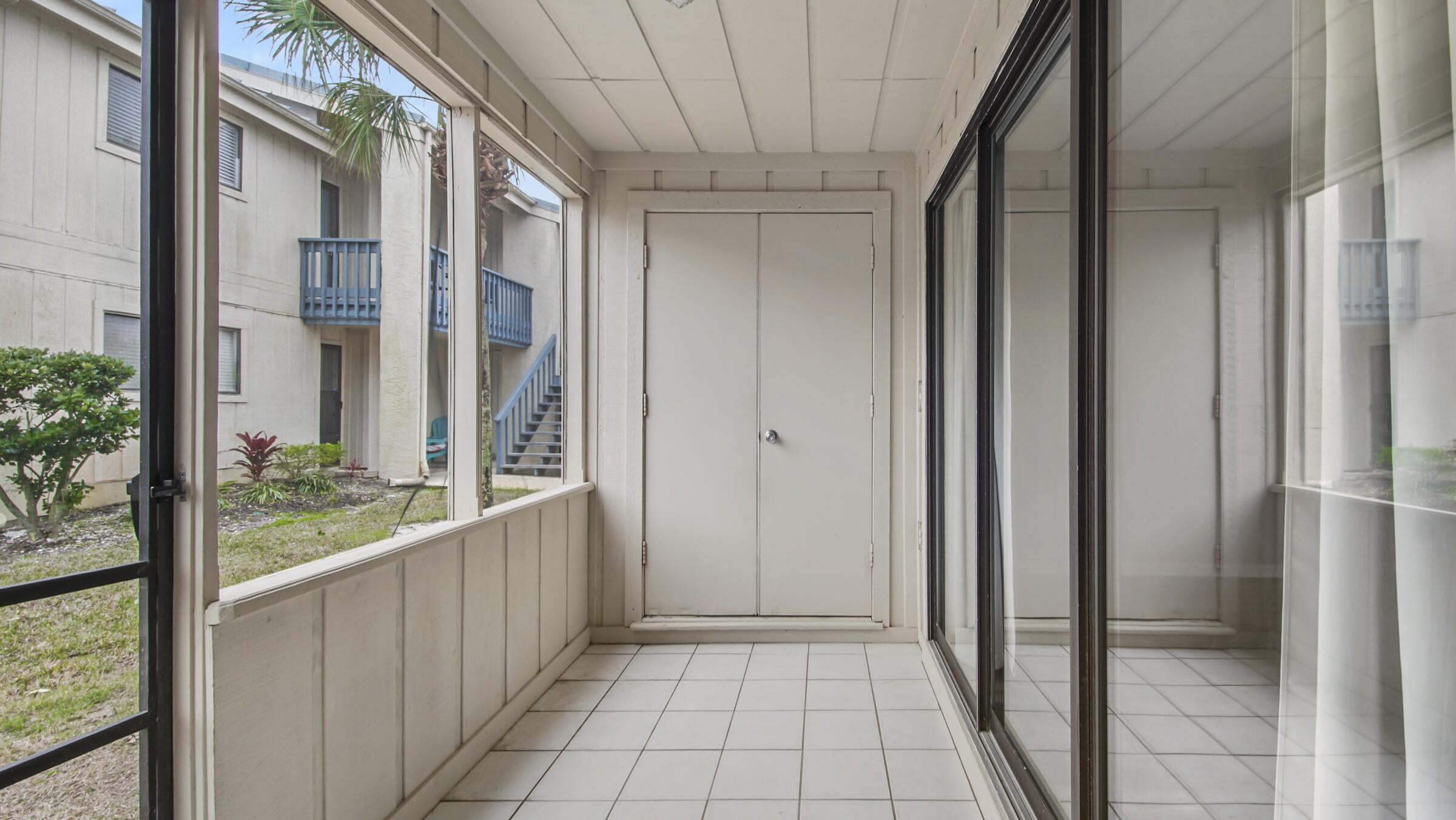 CHATEAU LA MER CONDO 2 - Residential