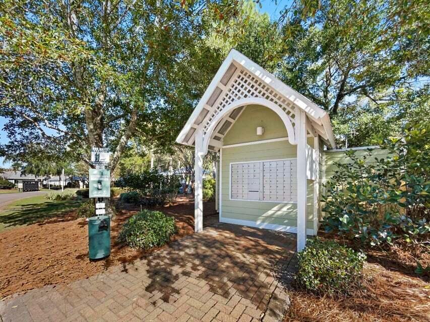 CRYSTAL LAKE II AT SANDESTIN - Residential