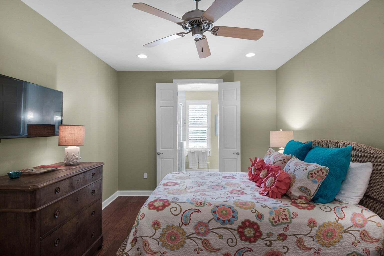 CRYSTAL LAKE II AT SANDESTIN - Residential