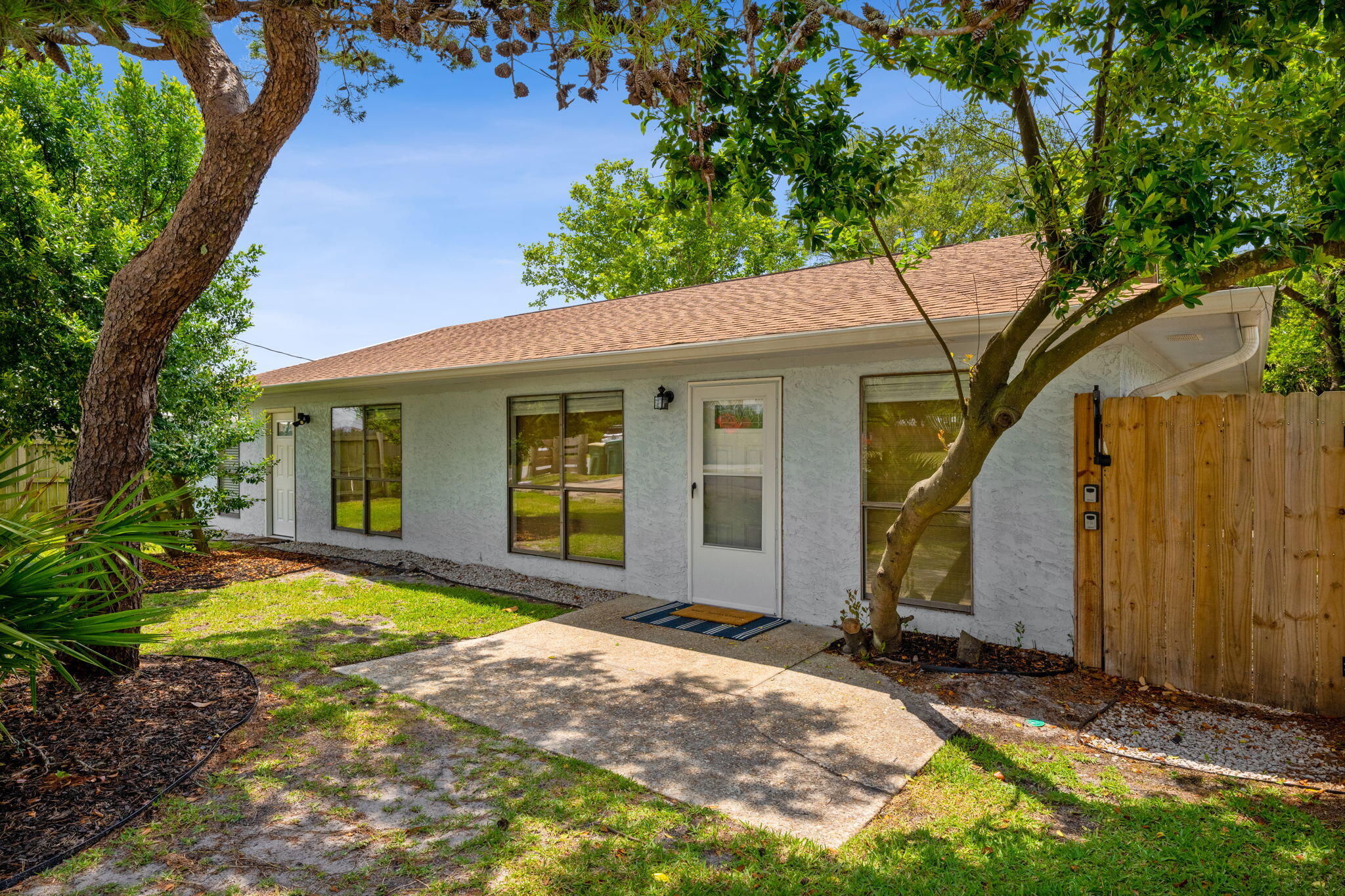 EL CENTRO BEACH - Residential