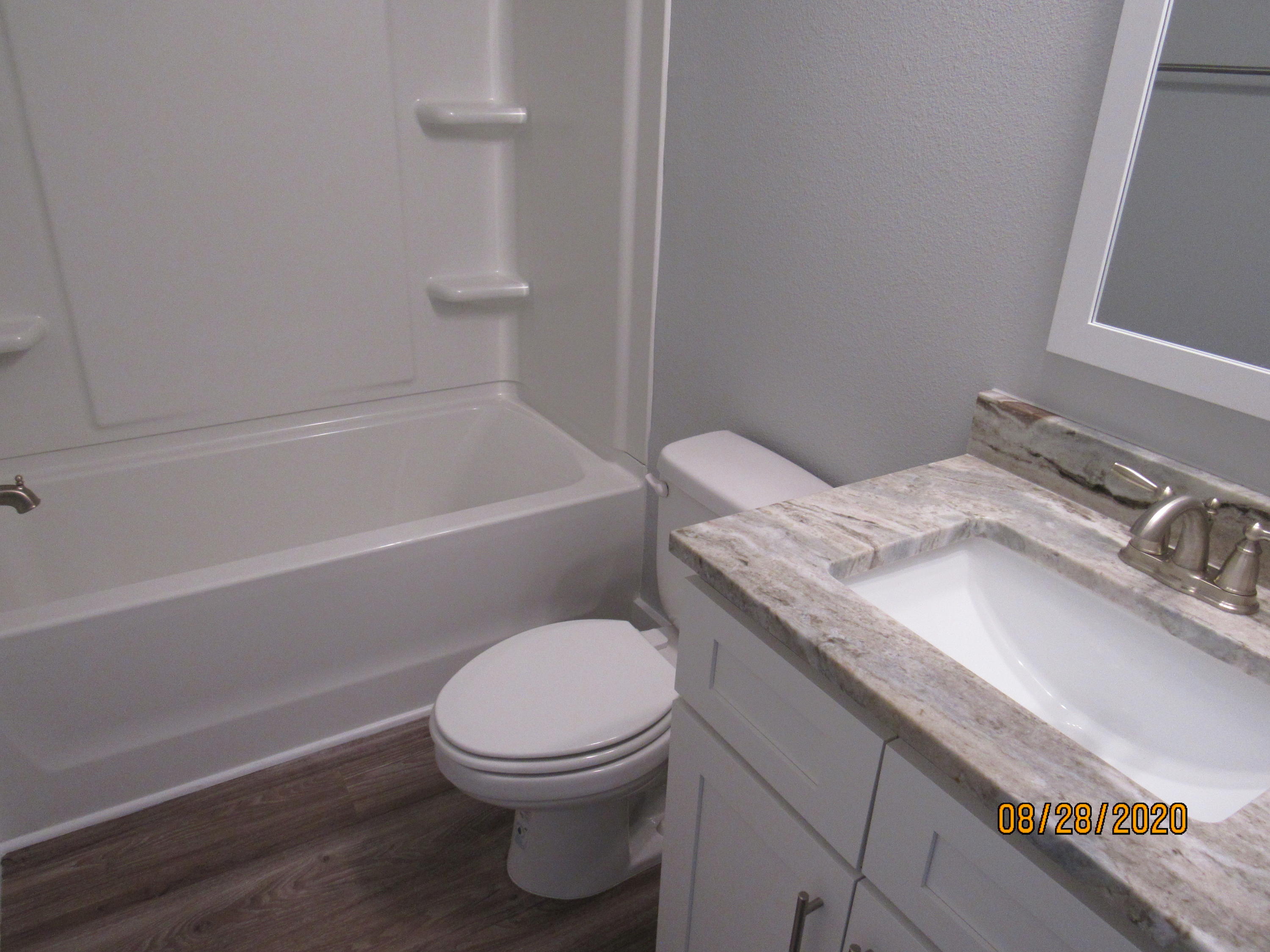 VERANDAS AT FREEPORT - Residential Lease