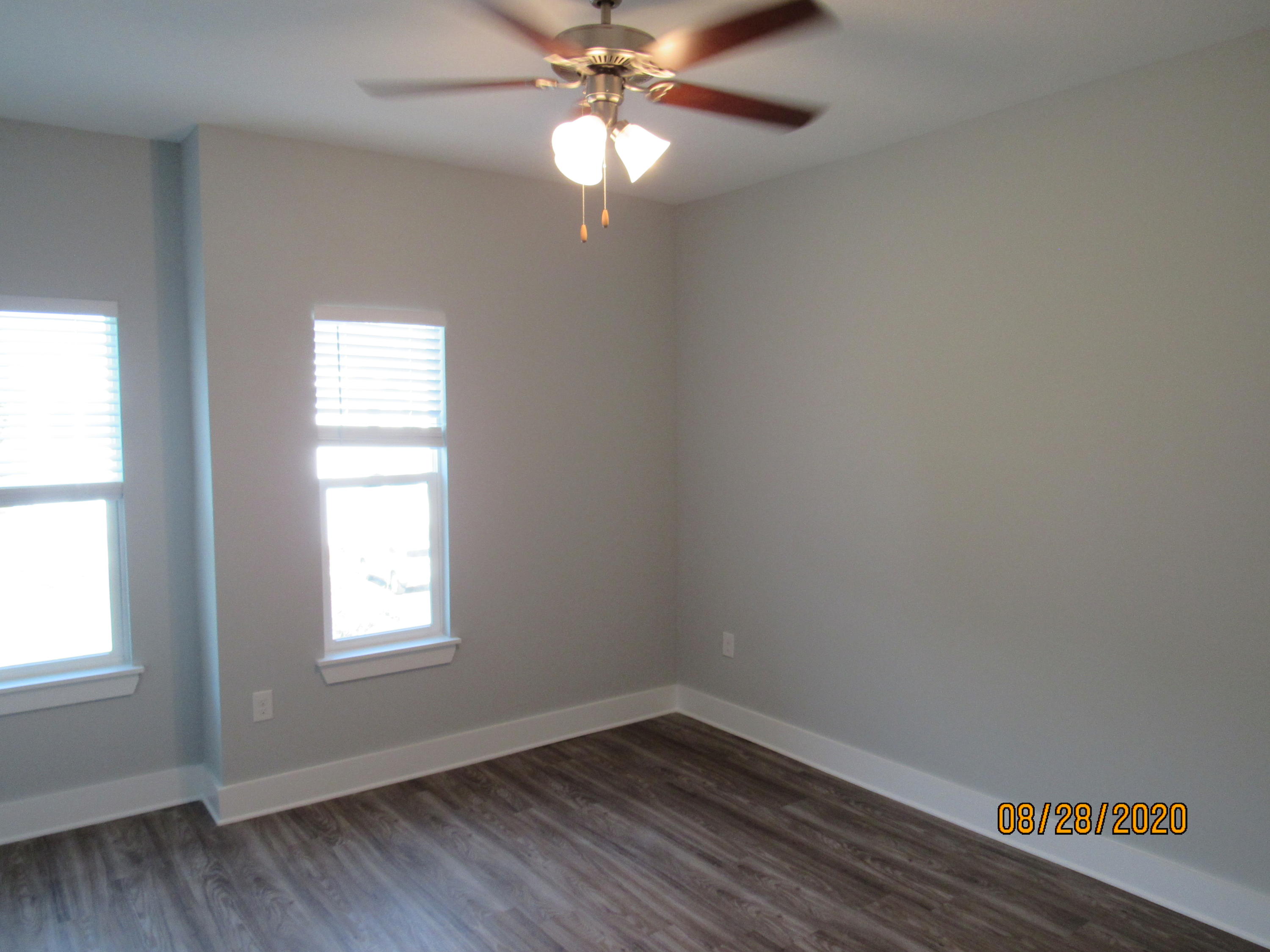 VERANDAS AT FREEPORT - Residential Lease