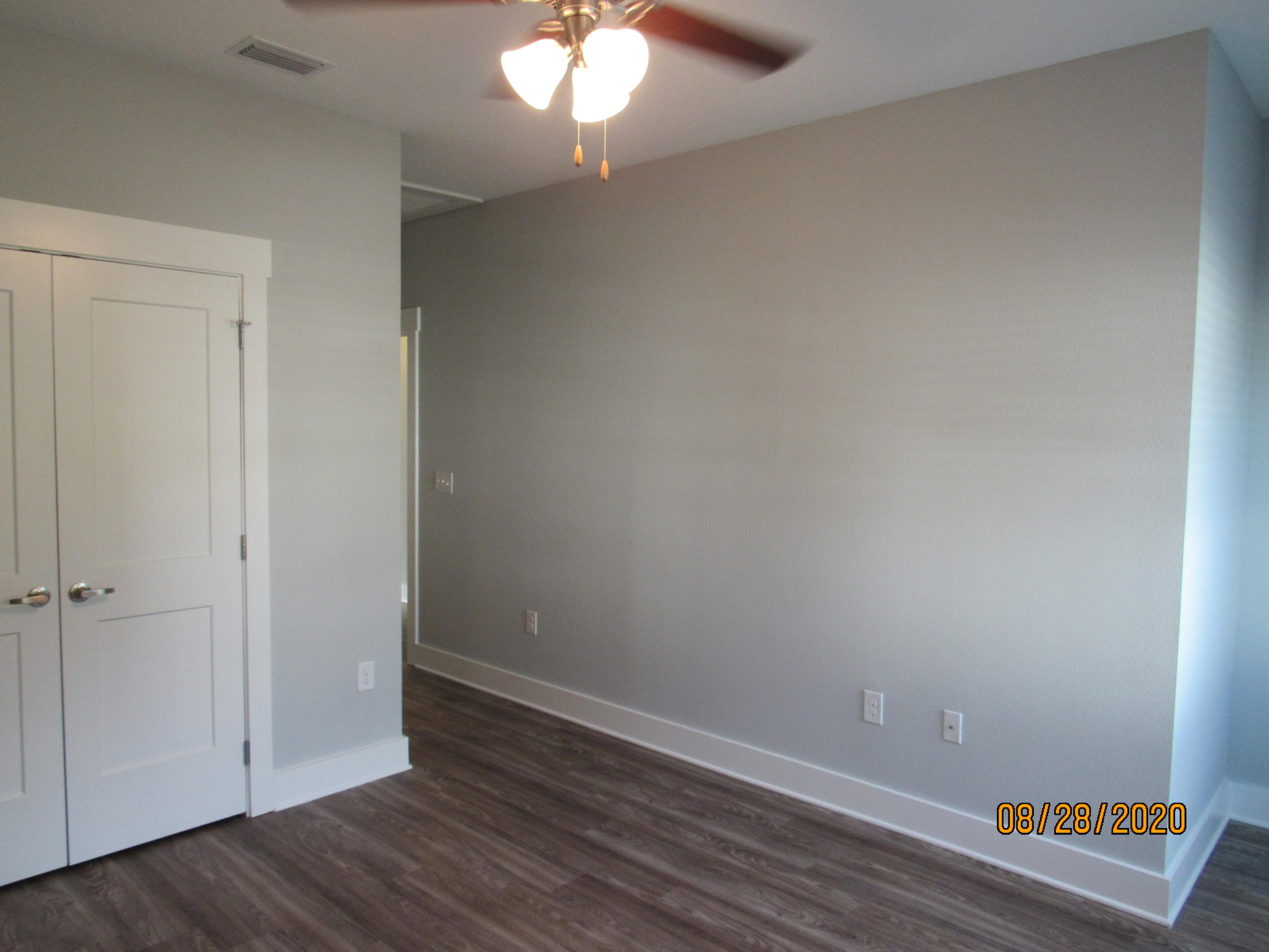 VERANDAS AT FREEPORT - Residential Lease