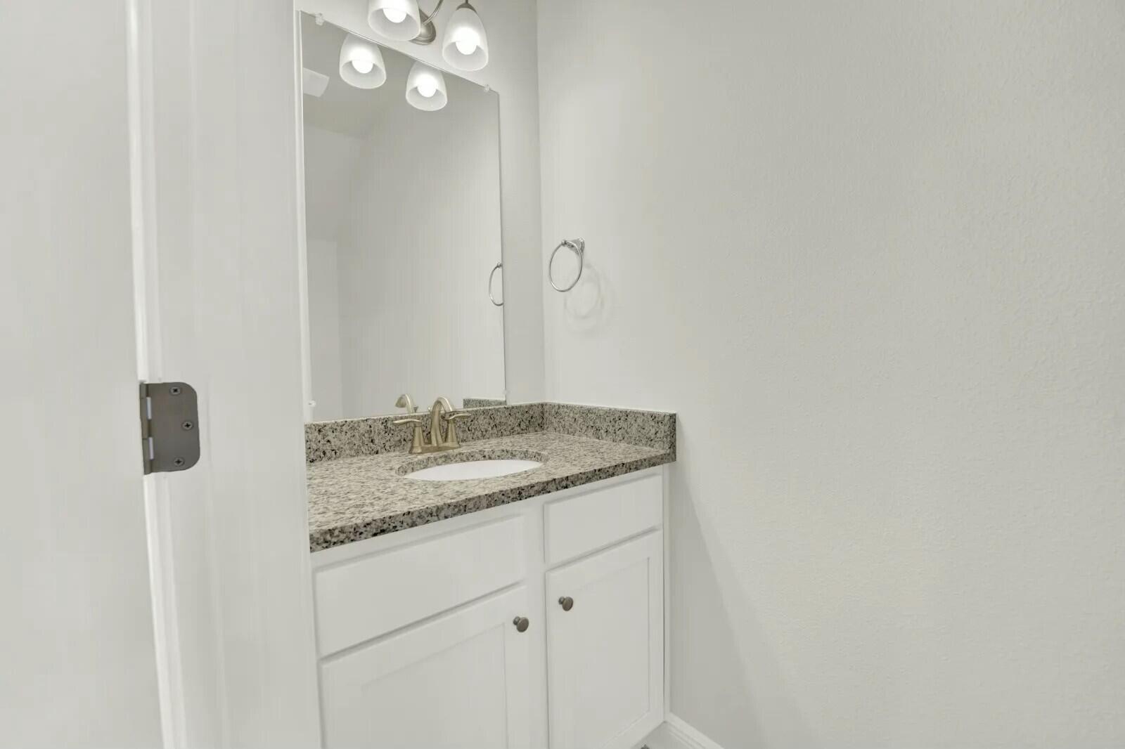 Hawk's Landing - Residential Lease