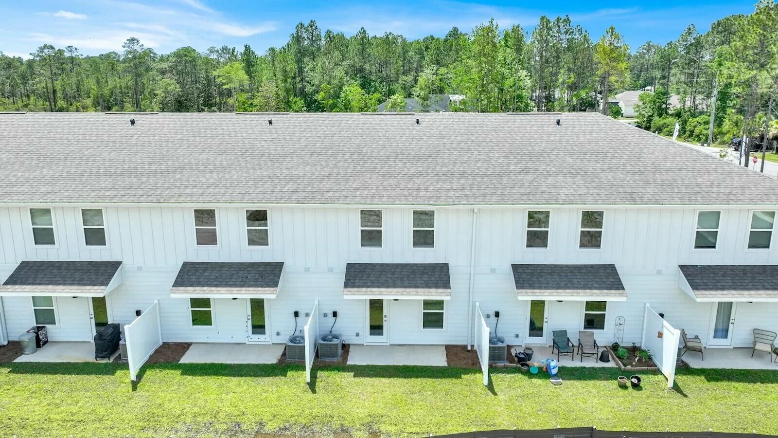 Hawk's Landing - Residential Lease