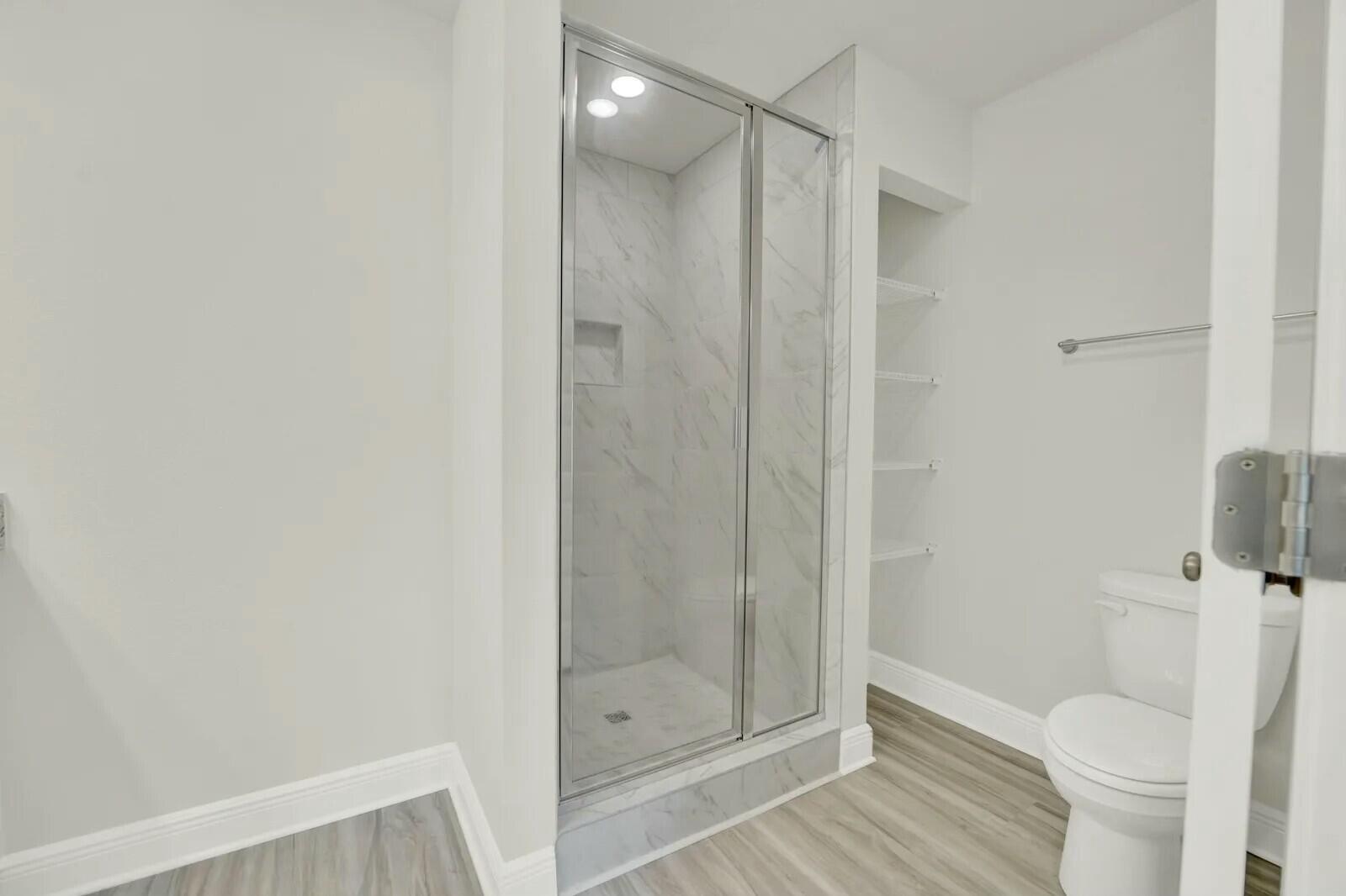 Hawk's Landing - Residential Lease