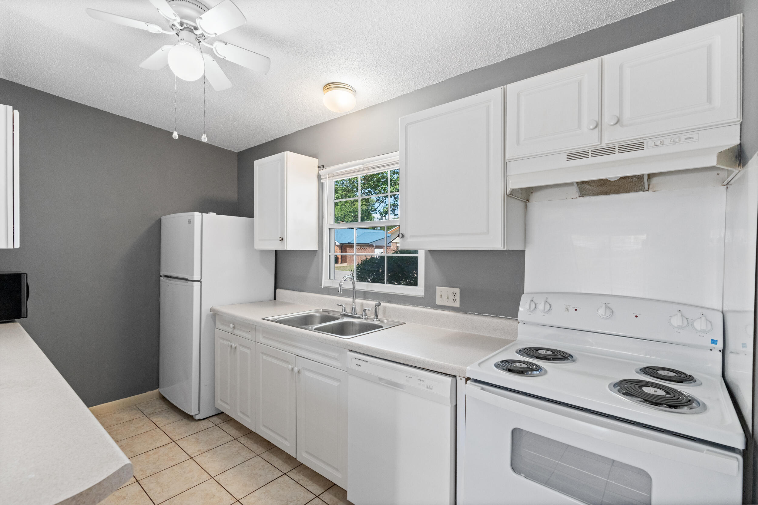 INDIAN OAKS - Residential