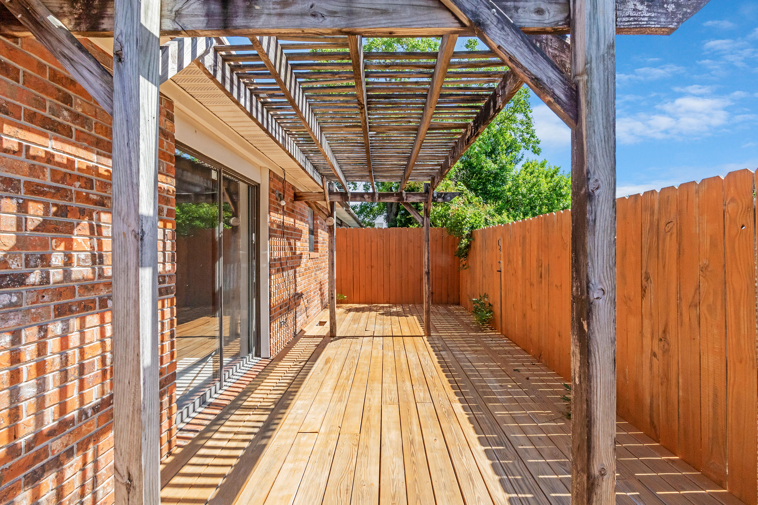 INDIAN OAKS - Residential