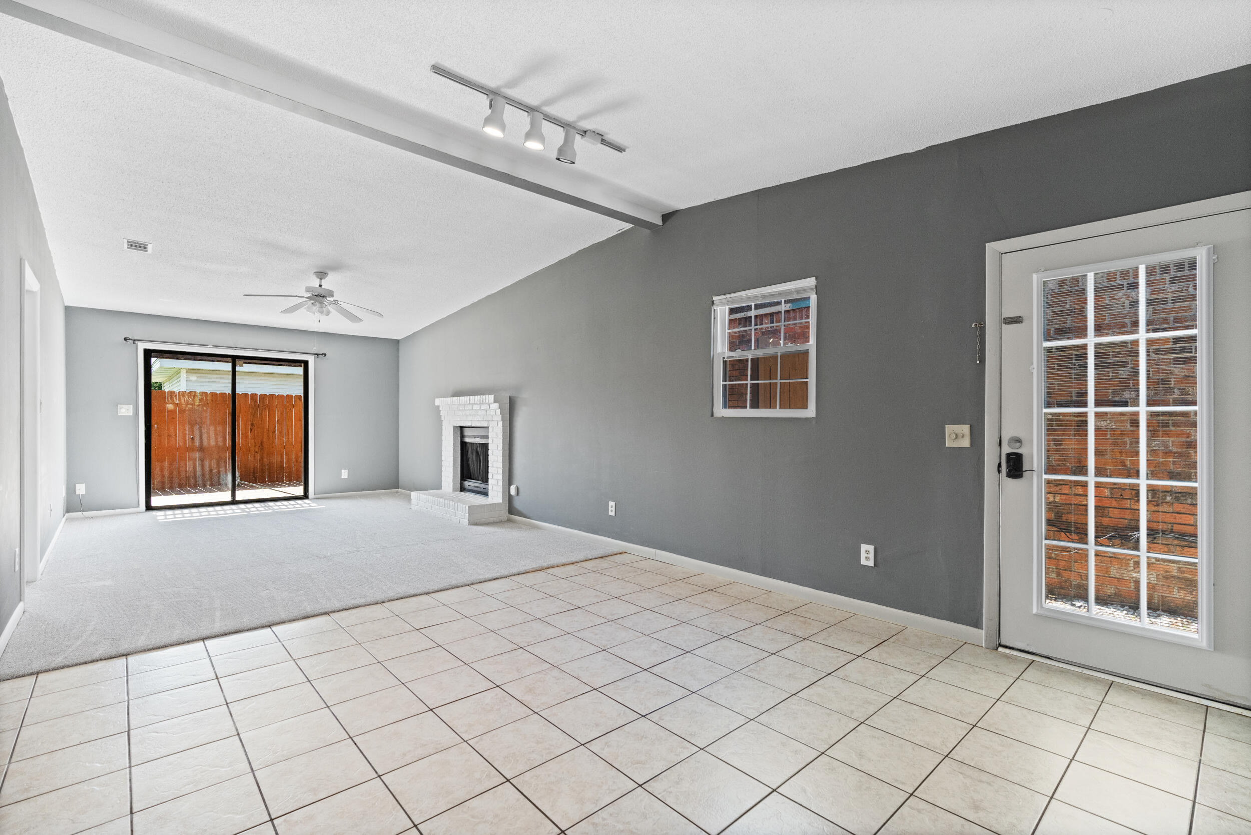 INDIAN OAKS - Residential