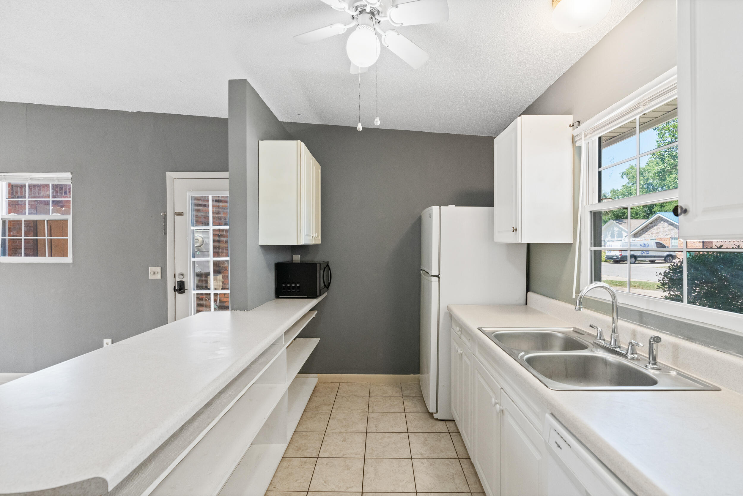 INDIAN OAKS - Residential