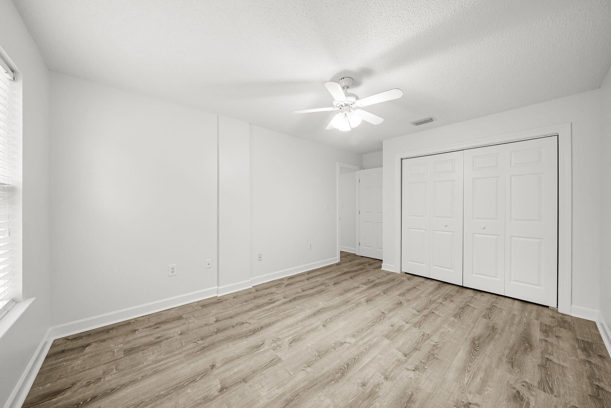 ESCADA - Residential Lease