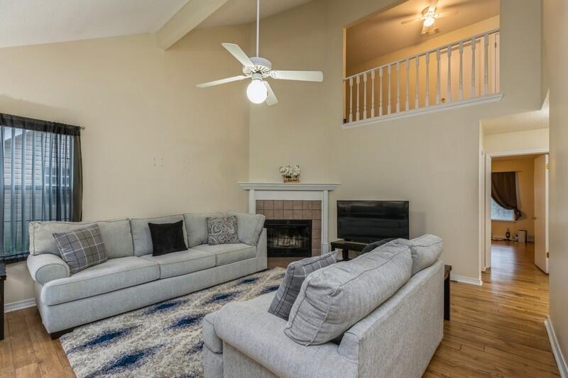 VILLAGE WEST - Residential