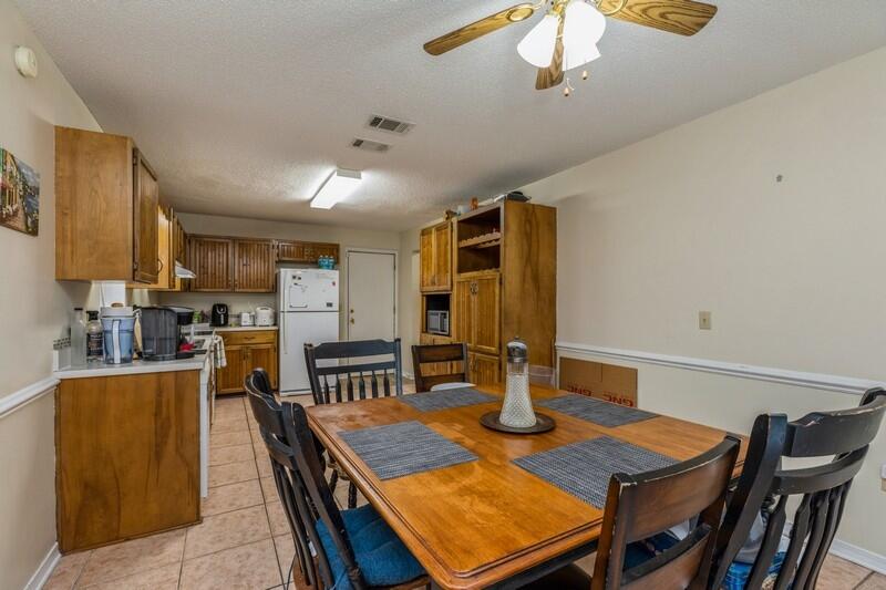 VILLAGE WEST - Residential