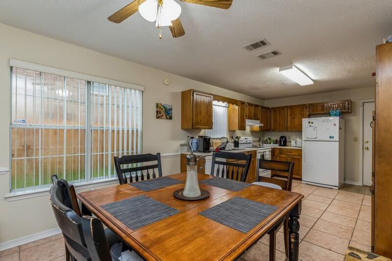 VILLAGE WEST - Residential