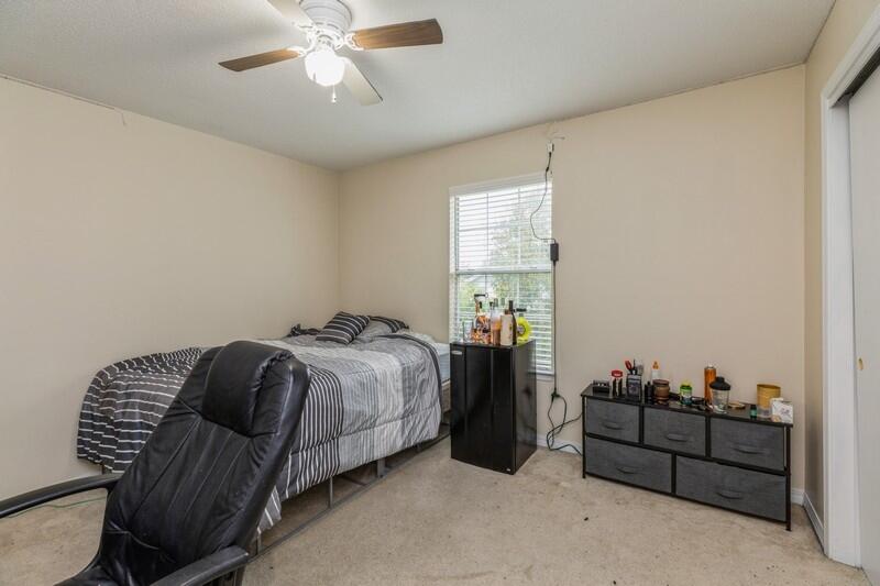 VILLAGE WEST - Residential