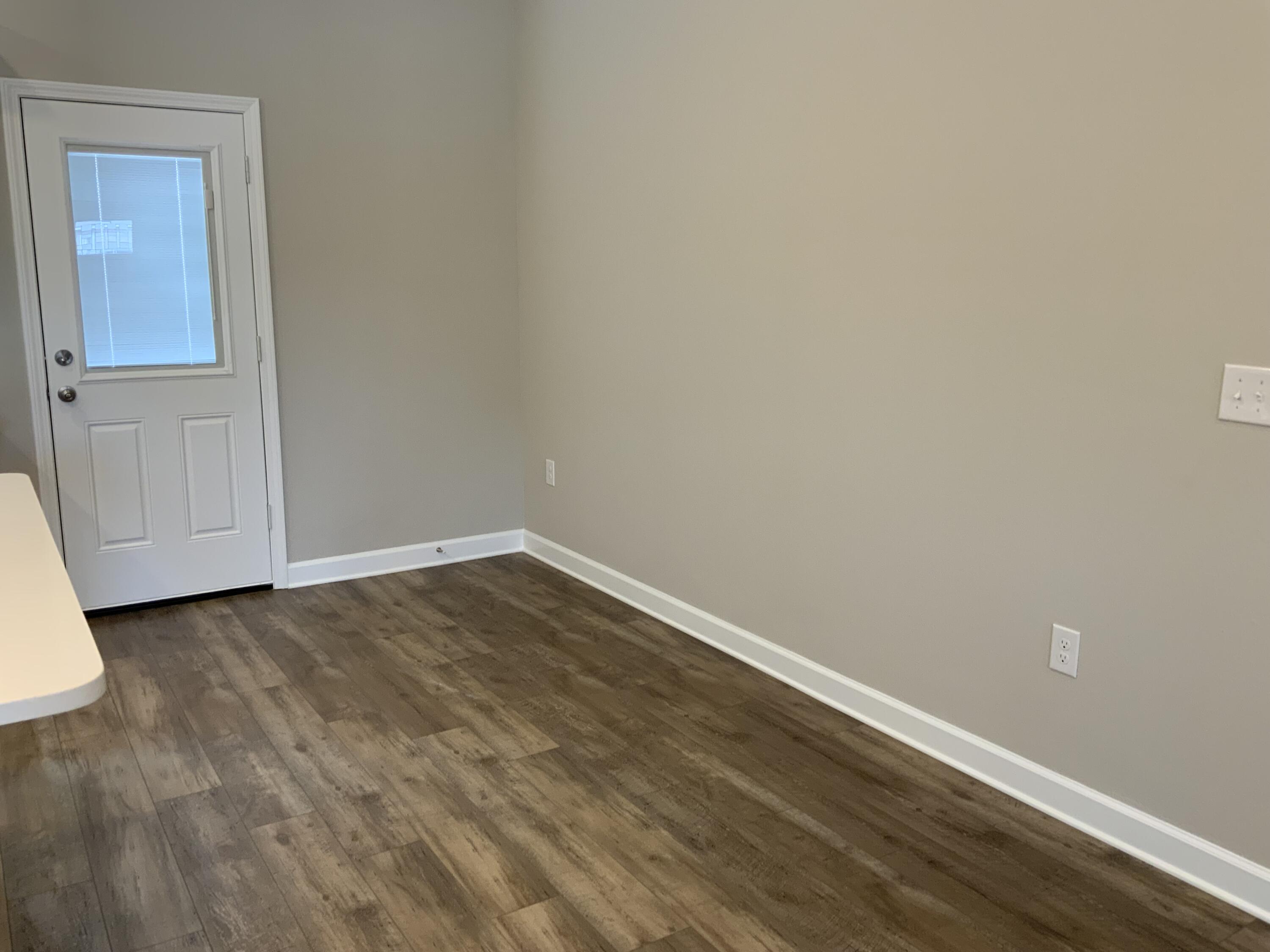 MAJESTIC OAKS VINEYARD - Residential