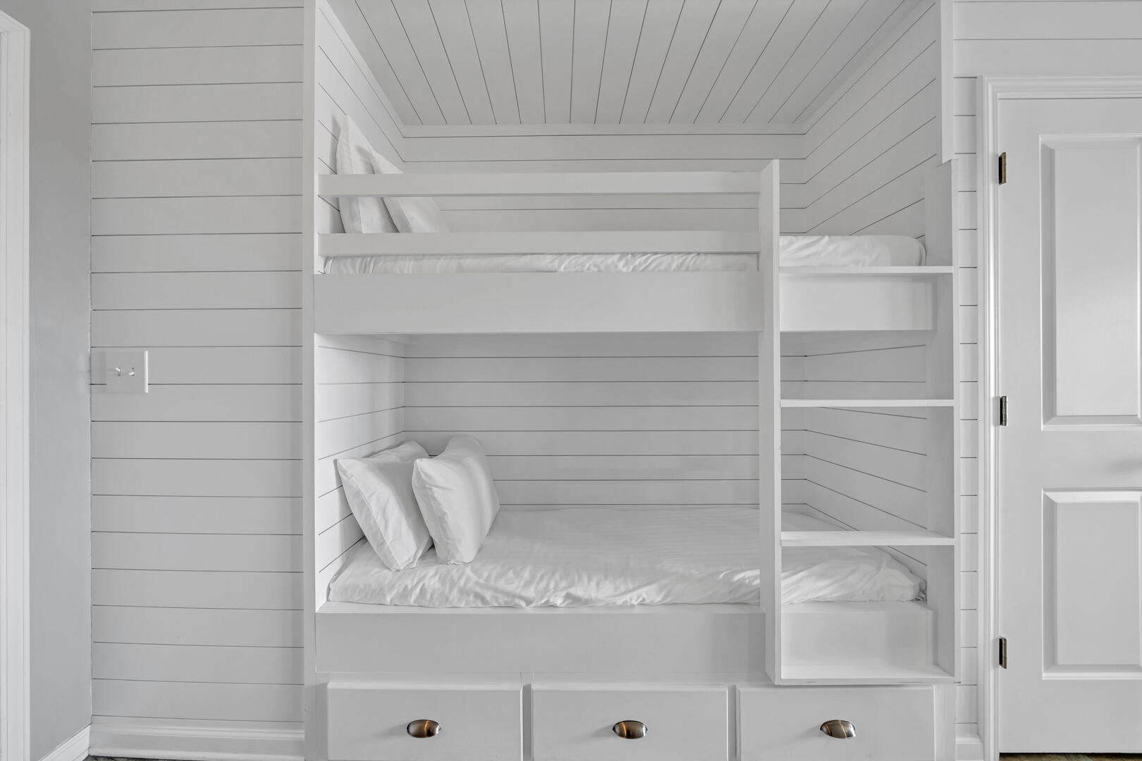 SANDPIPER COVE PH 01 - Residential