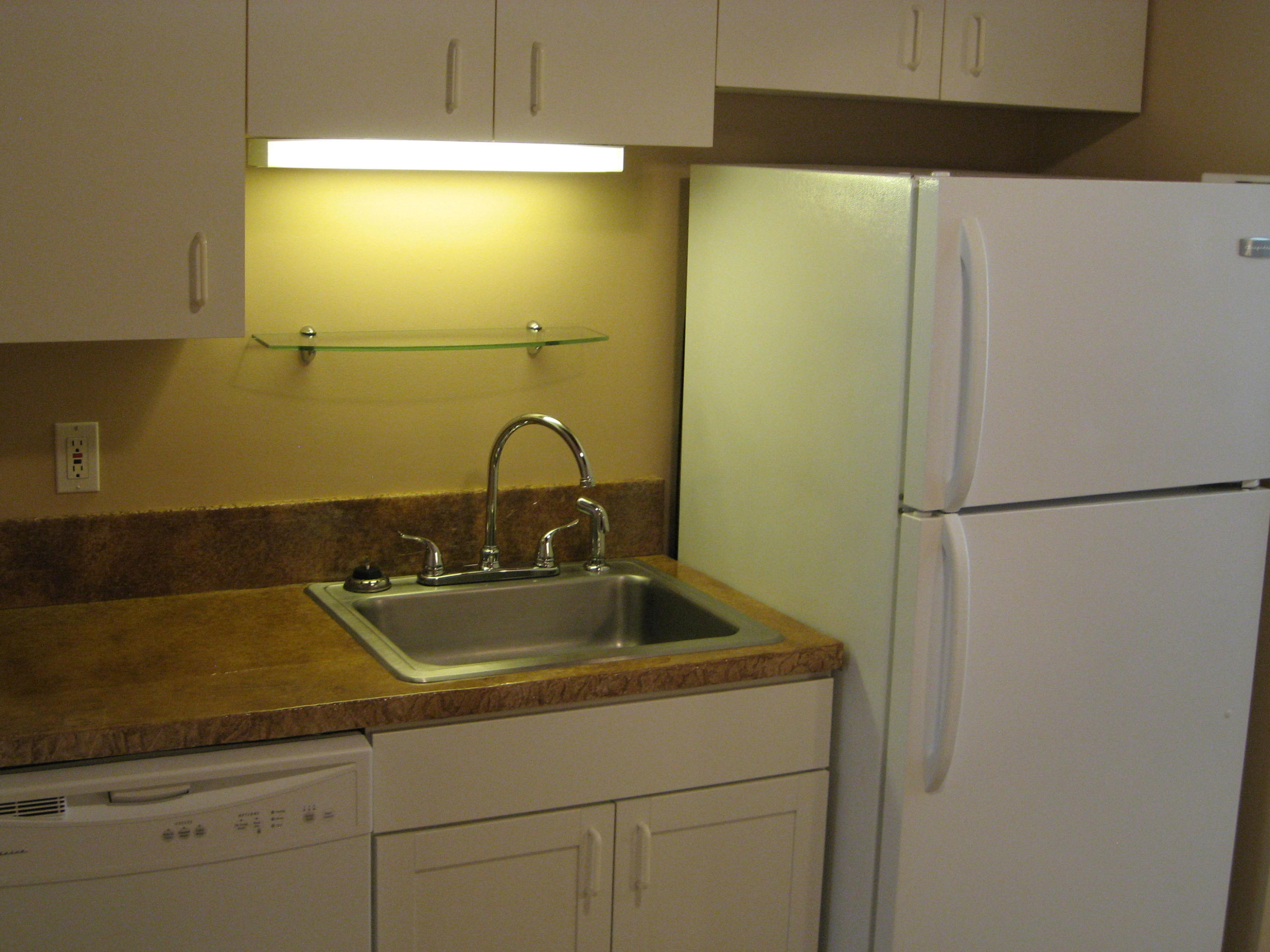 PINE VIEW - Residential Lease