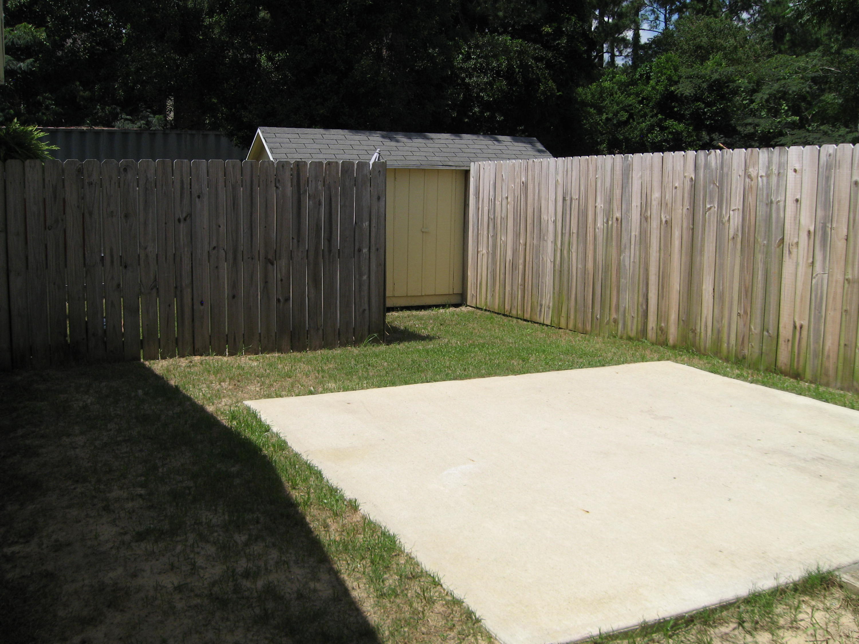 PINE VIEW - Residential Lease