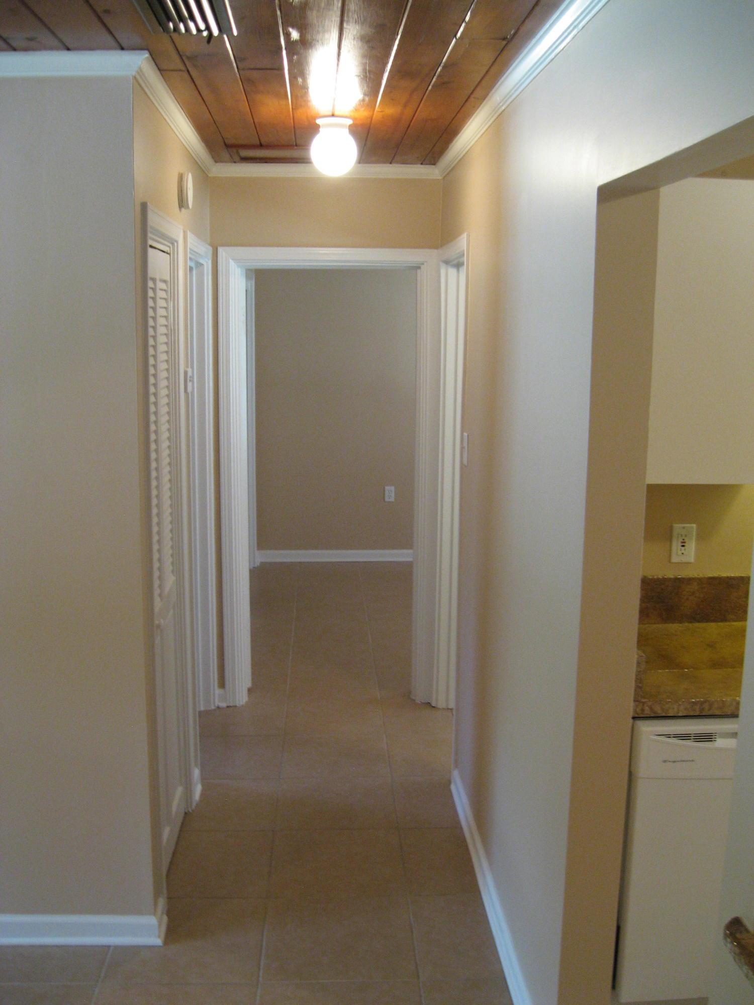 PINE VIEW - Residential Lease