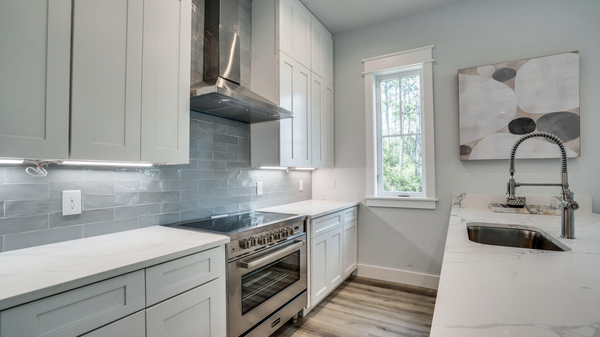 TREETOP VILLAGE - Residential