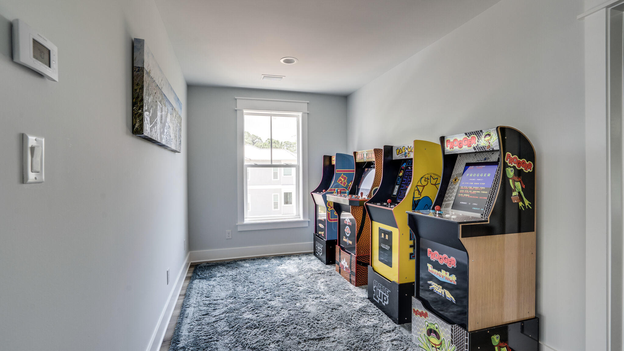 TREETOP VILLAGE - Residential