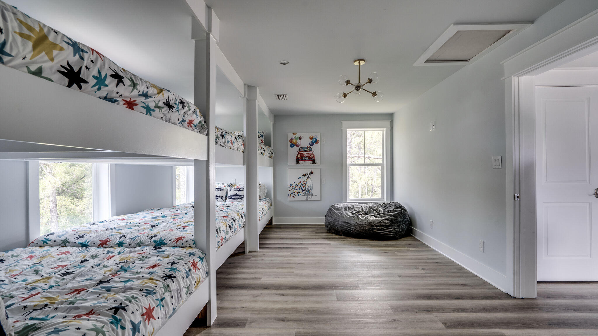 TREETOP VILLAGE - Residential