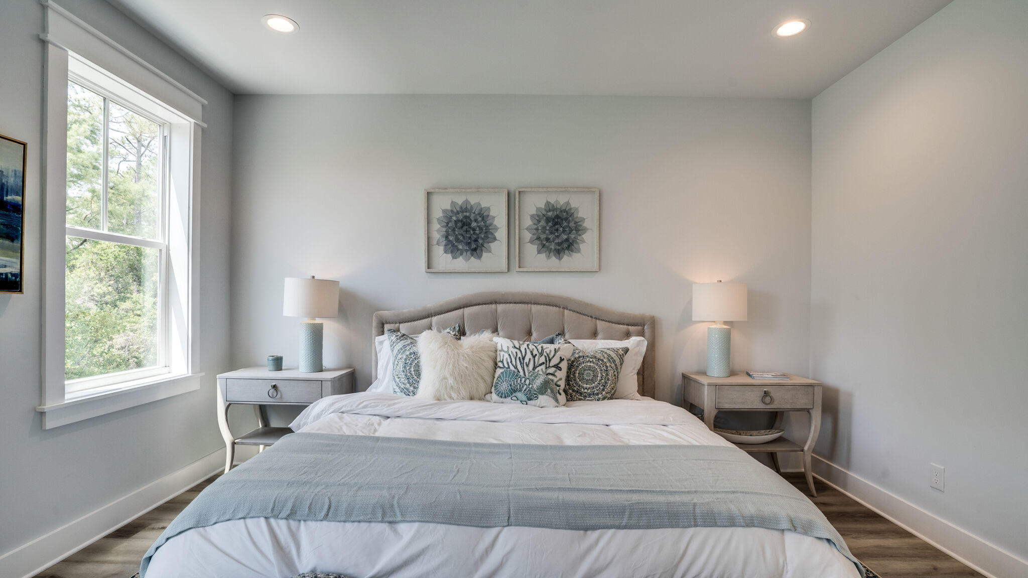 TREETOP VILLAGE - Residential