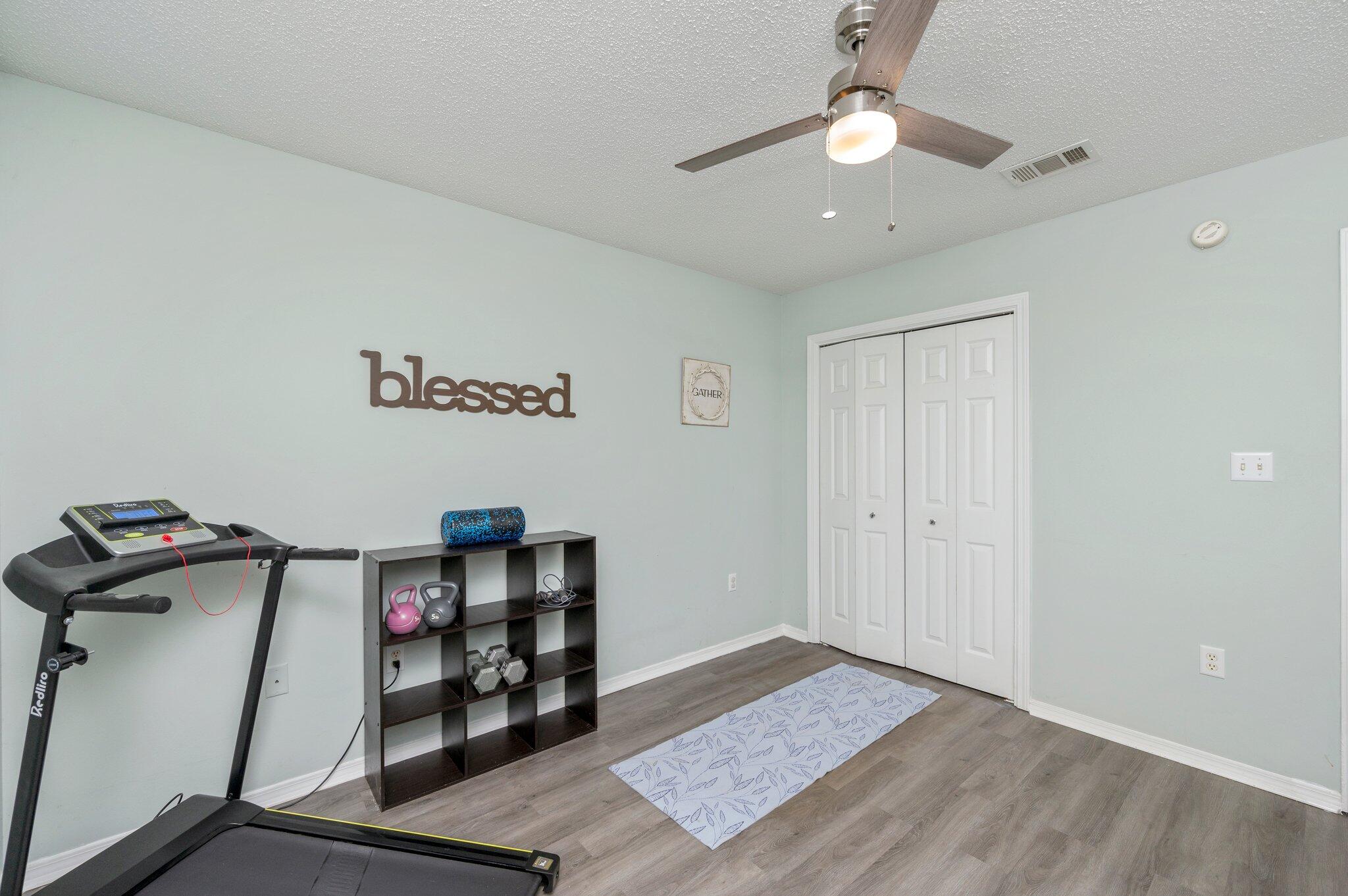 RIVERCHASE S/D PH 1 - Residential