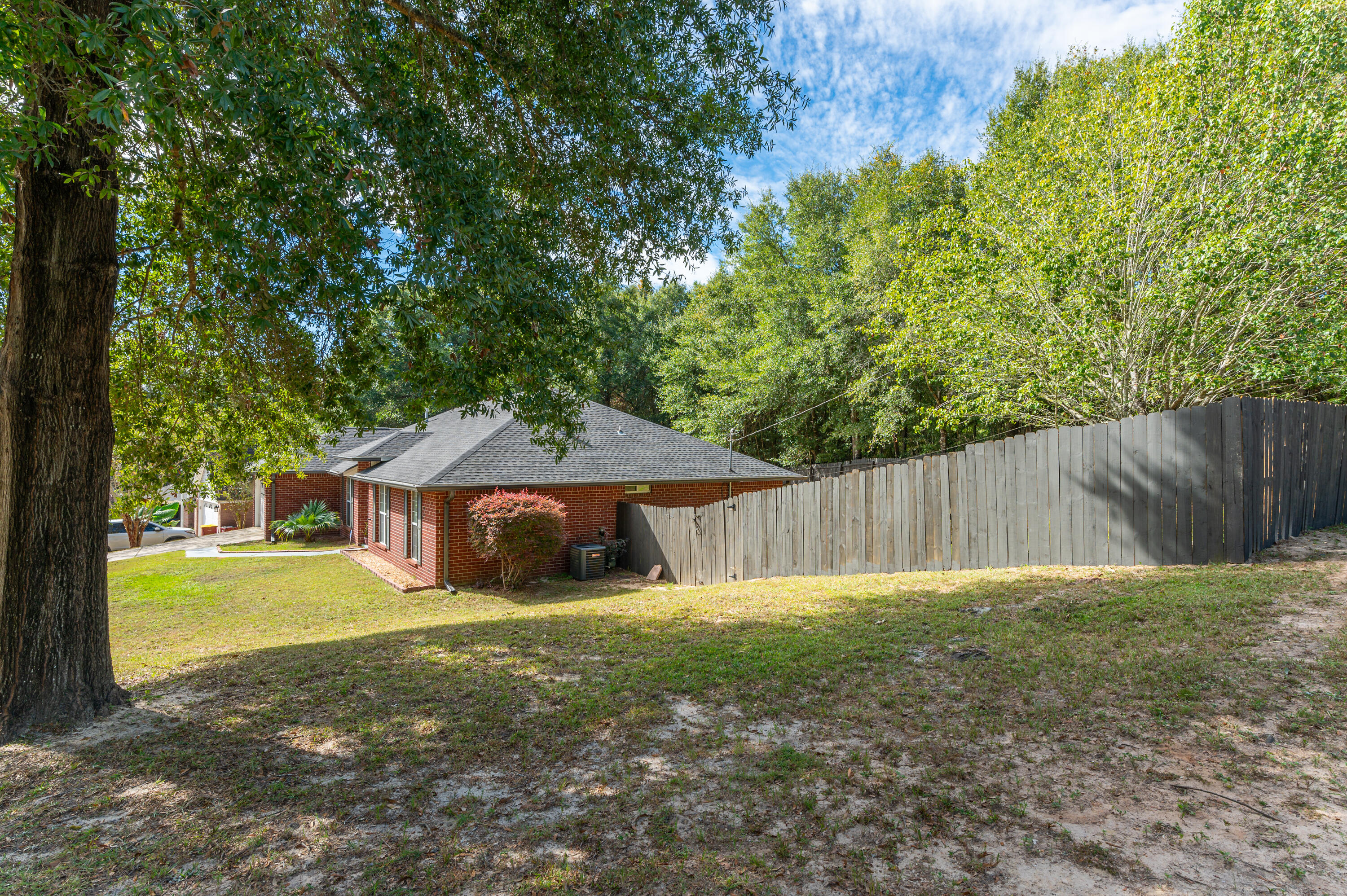 RIVERCHASE S/D PH 1 - Residential